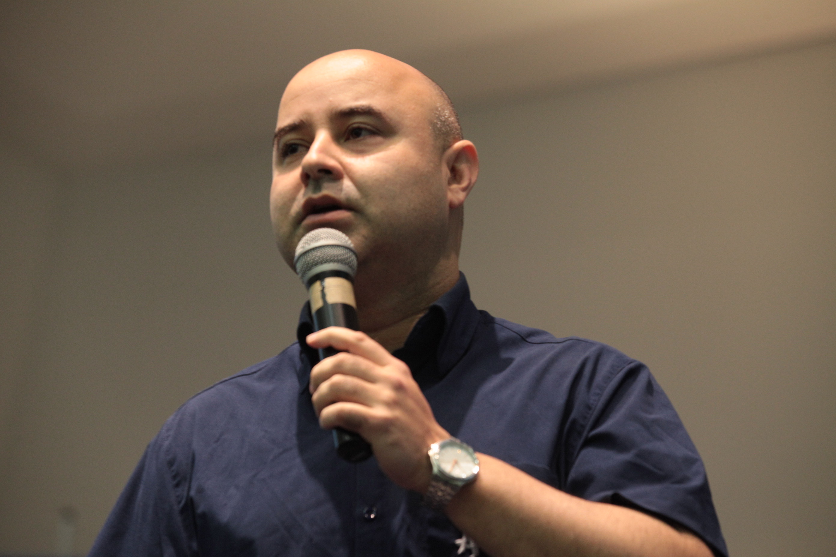 Seminário sobre o Autismo realizado em Balneário Camboriú. Rafael Fontanelle (palestrante).