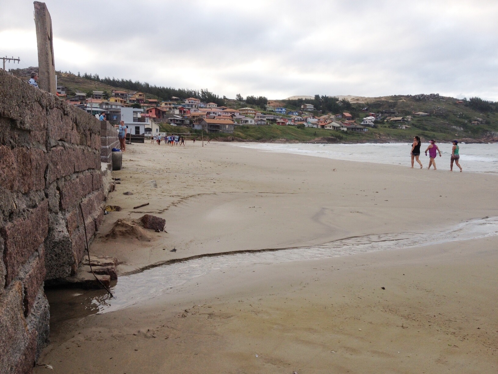 Audiência pública discute balneabilidade e saneamento no Farol de Santa Marta
