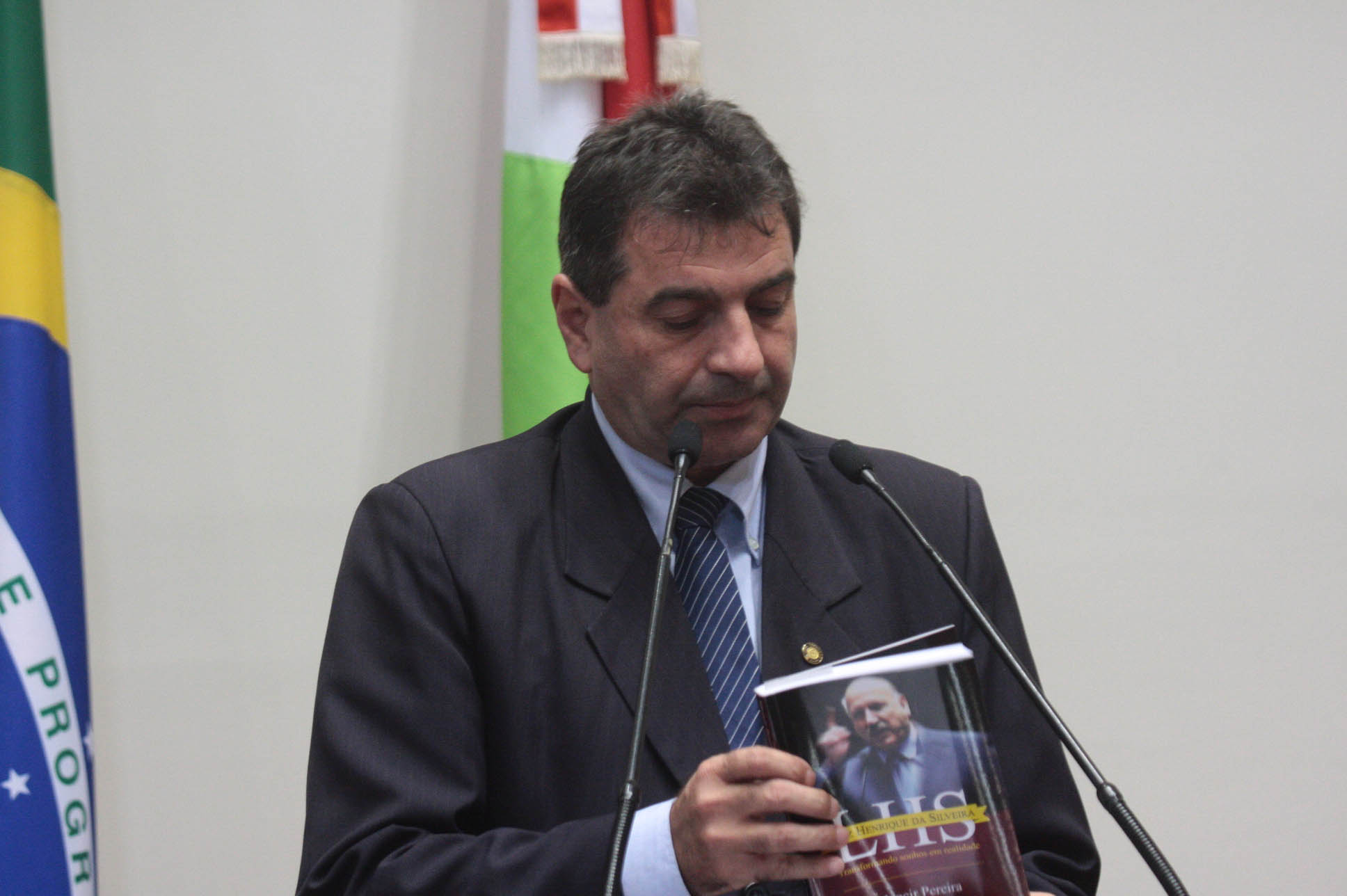 Deputado Valdir Cobalchini (PMDB). Sessão Ordinária.