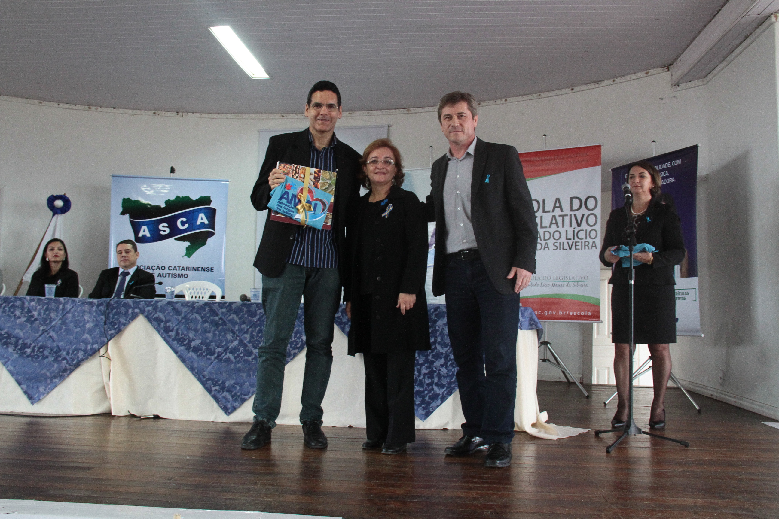 Seminário discute o Autismo e os Desafios da Educação Inclusiva - Imbituba SC.