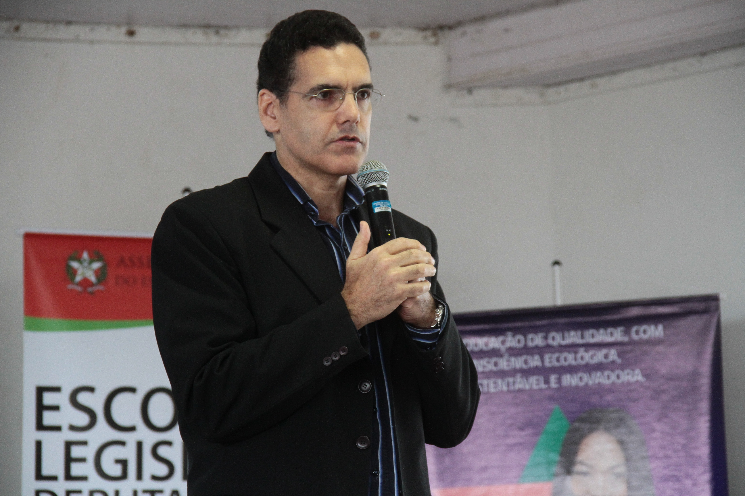Seminário discute o Autismo e os Desafios da Educação Inclusiva - Imbituba SC. Eugênio Cunha.