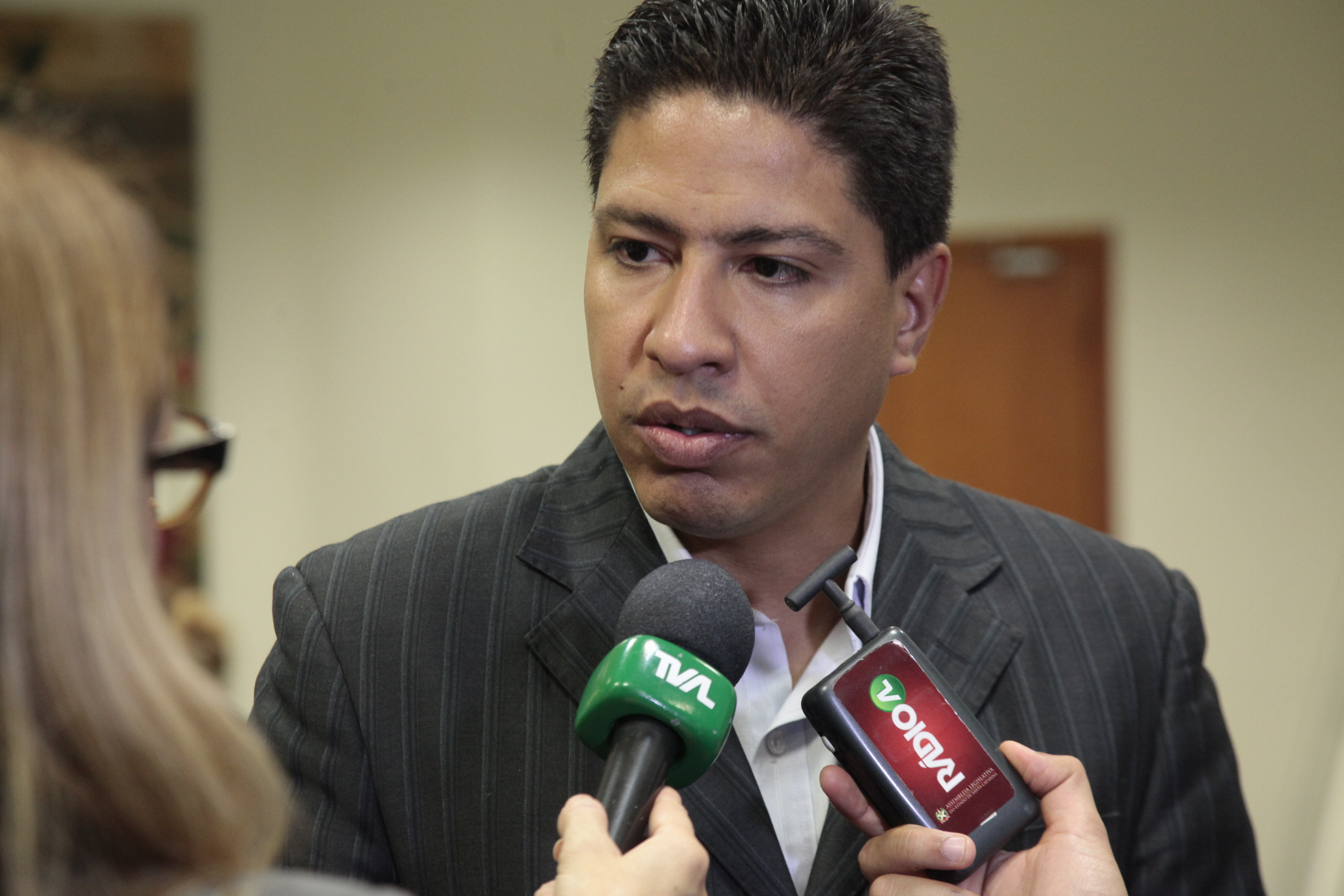 Sala de Imprensa. Leonardo Magalhães - Agente Socioeducativo temporário