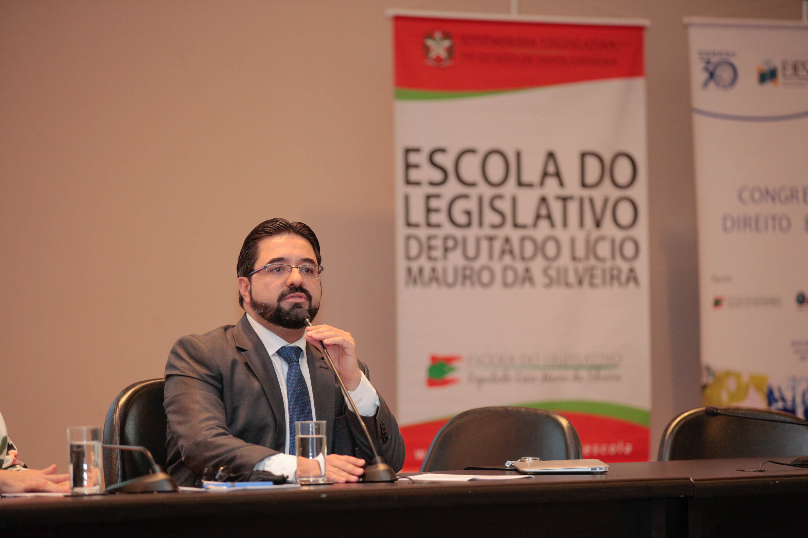 Congresso de Direito  Eleitoral.
