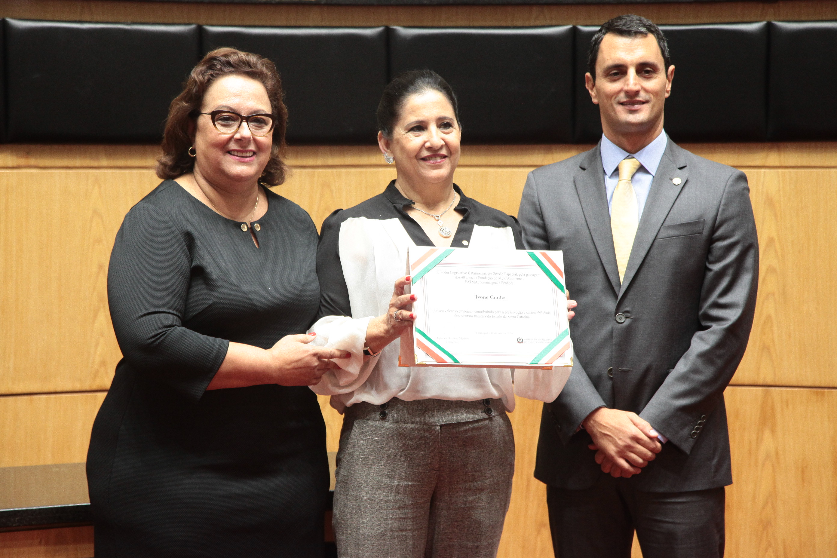 Sessão Especial em homenagem à Fundação do Meio Ambiente - FATMA pela passagem das suas quatro décadas de atividade e lançamento do livro FATMA 40 anos - Patrimônio dos Catarinenses.