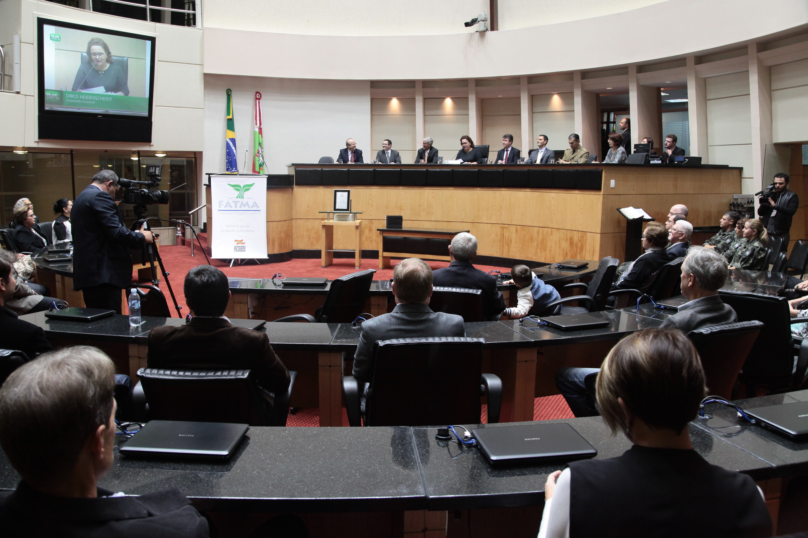 Sessão Especial em homenagem à Fundação do Meio Ambiente - FATMA pela passagem das suas quatro décadas de atividade e lançamento do livro FATMA 40 anos - Patrimônio dos Catarinenses.