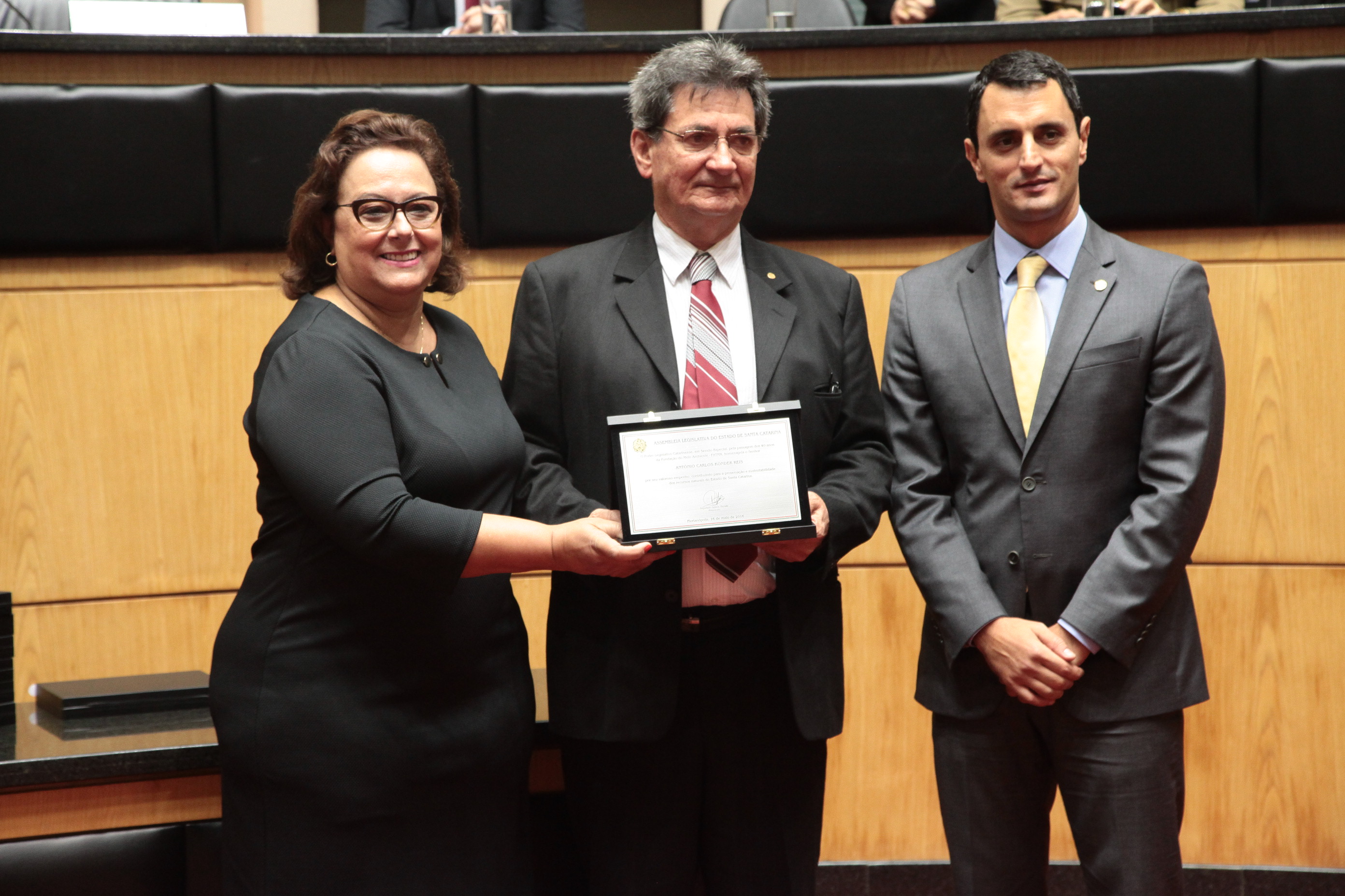 Sessão Especial em homenagem à Fundação do Meio Ambiente - FATMA pela passagem das suas quatro décadas de atividade e lançamento do livro FATMA 40 anos - Patrimônio dos Catarinenses.