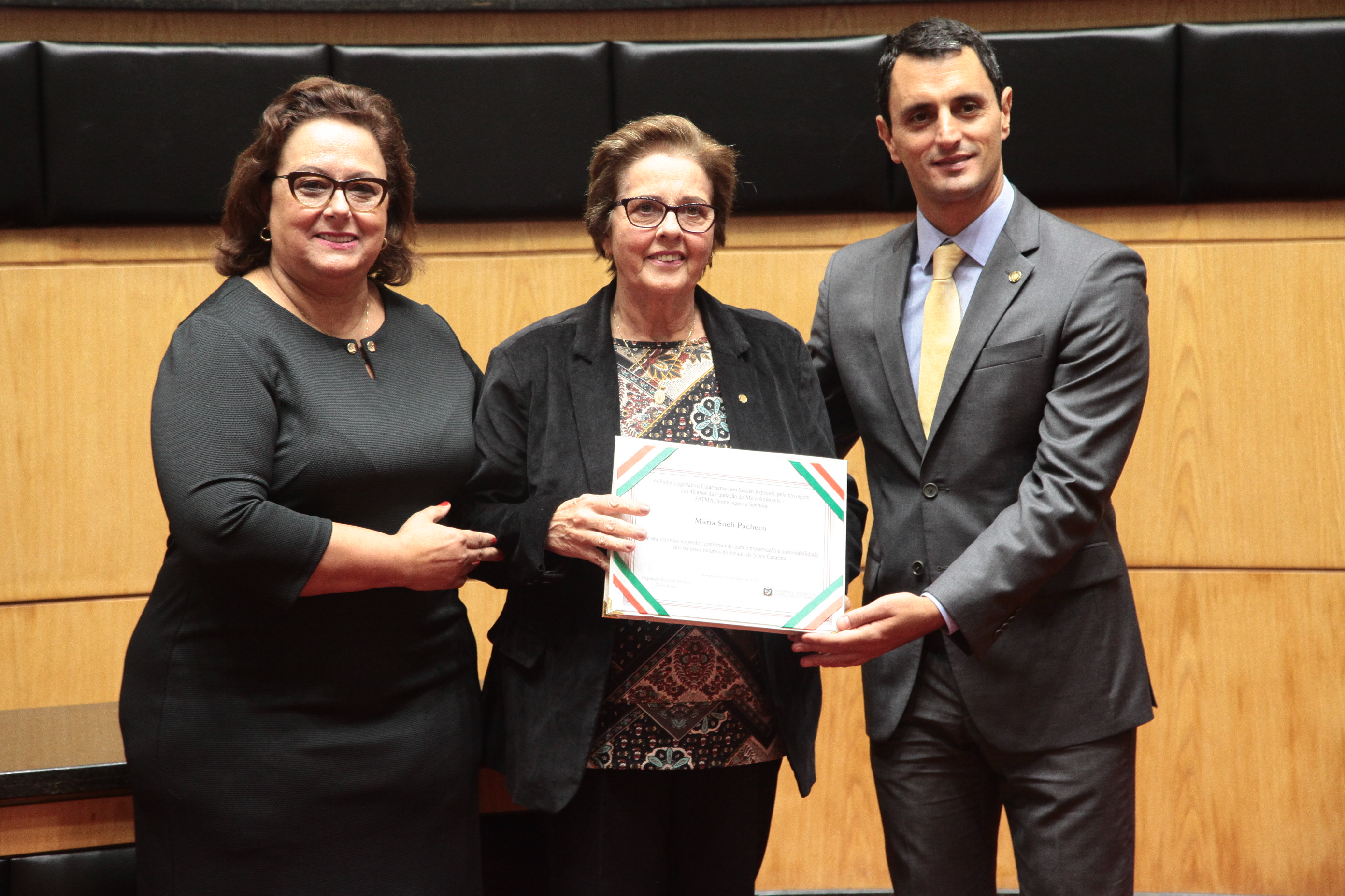 Sessão Especial em homenagem à Fundação do Meio Ambiente - FATMA pela passagem das suas quatro décadas de atividade e lançamento do livro FATMA 40 anos - Patrimônio dos Catarinenses.