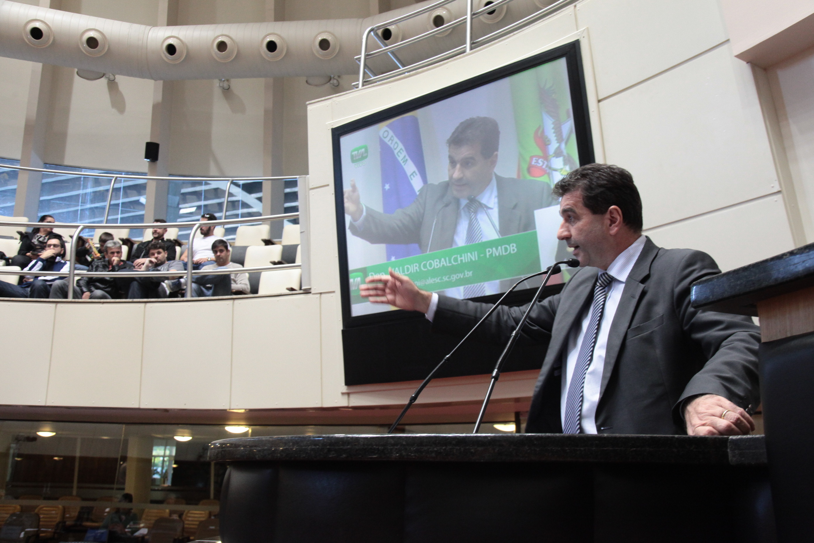 Sessão Ordinária. Deputado Valdir Colbachini (PMDB). Foto: Eduardo Guedes de Oliveira/Agência AL.