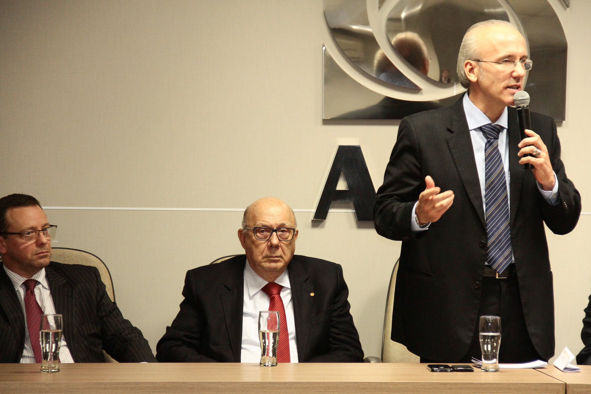 Ato Parlamentar Solene em comemoração aos 146 anos de Emancipação Política e Administração do Município de Tubarão.