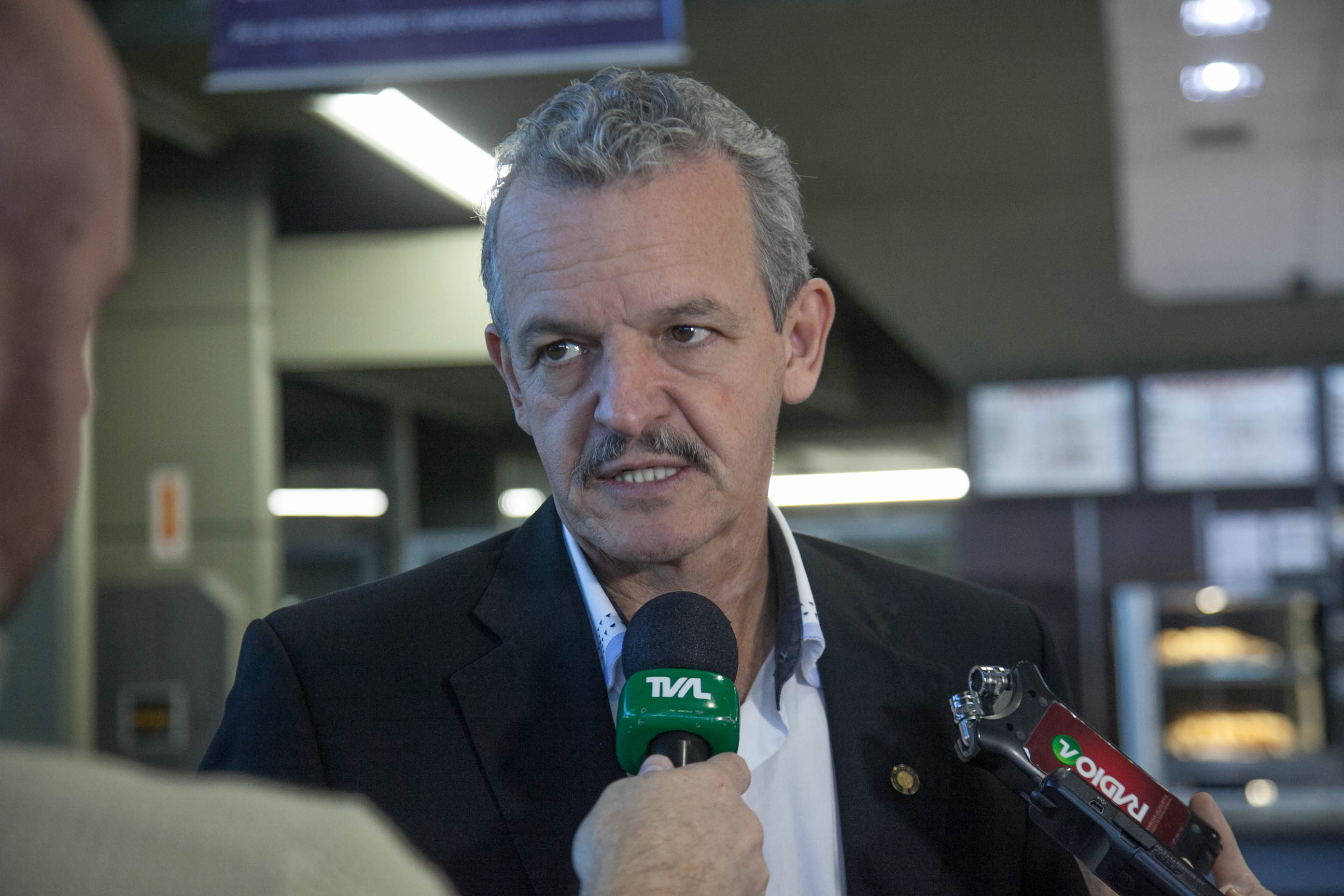 Deputado Dirceu Dresch - Presidente da Comissão de Direitos Humanos. Centro de Referência e Acolhida de Imigrantes