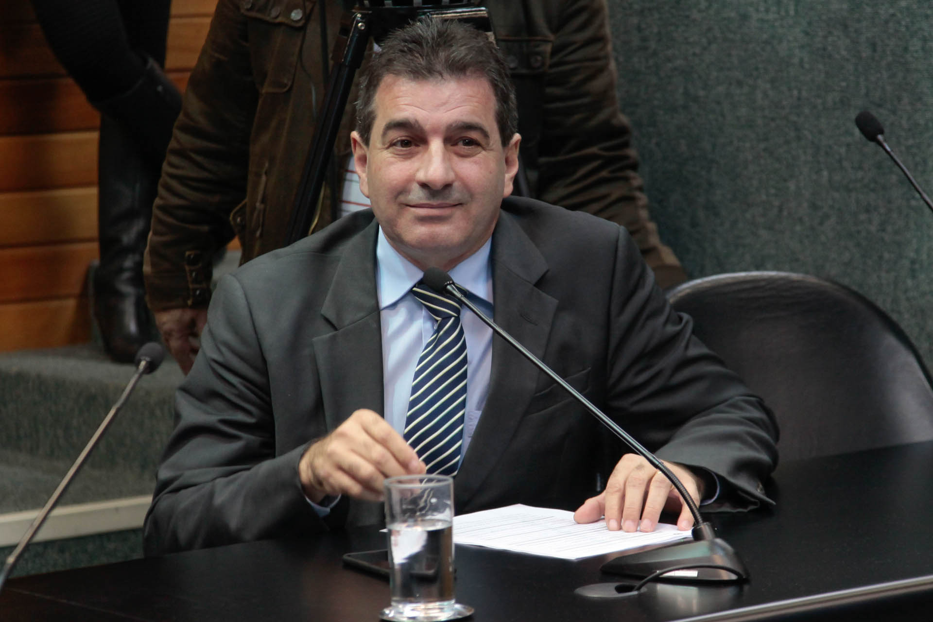 Deputado Valdir Cobalchini (PMDB) em Comissão de Constituição e Justiça