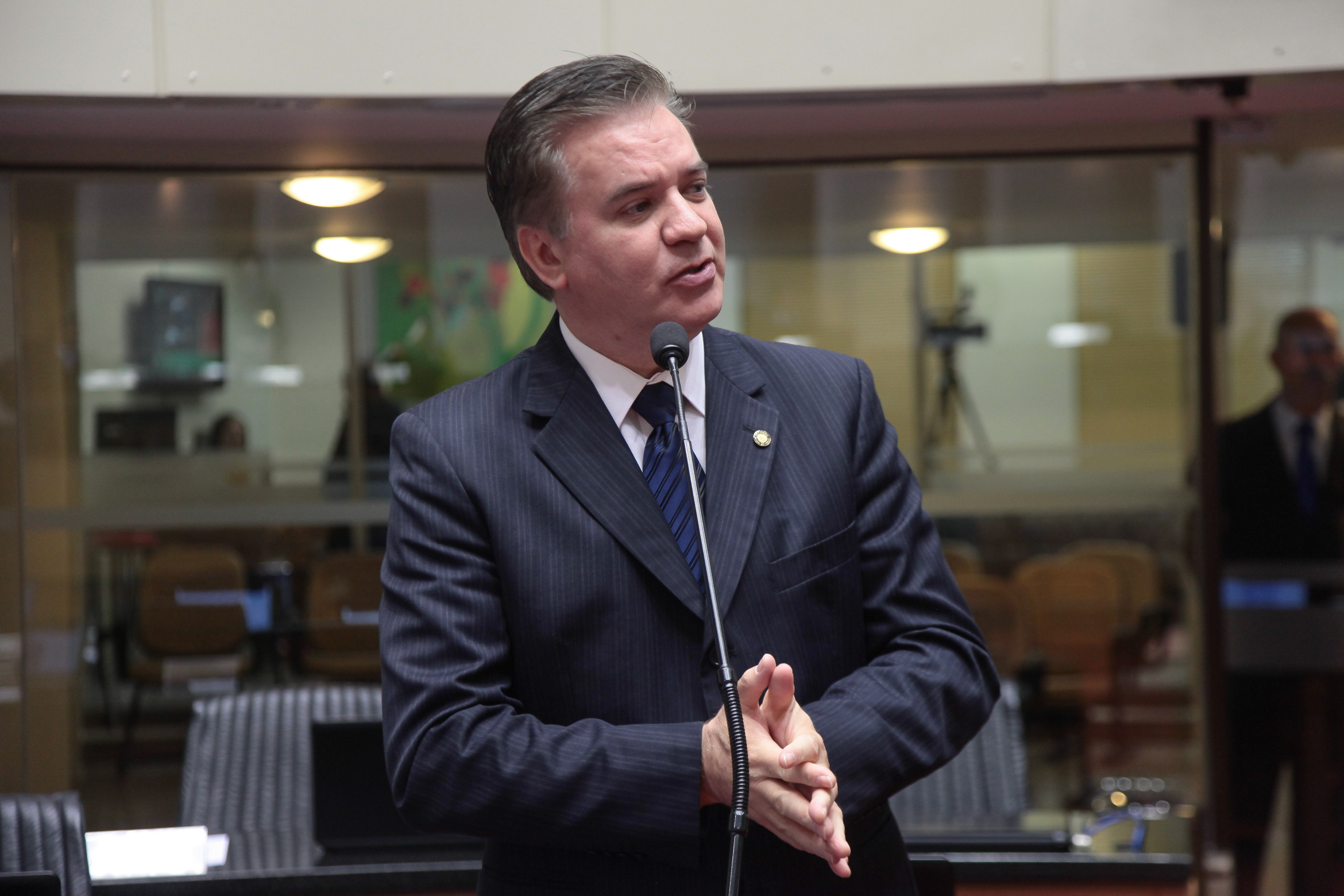 Deputado César Valduga (PCdoB)	em Sessão Ordinária
