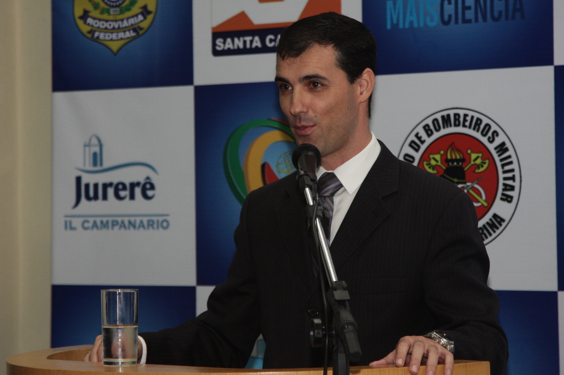 Major Bombeiro Militar Fabiano de Souza. IV Seminário Internacional de Ciência, Tecnologia e Inovação em Segurança Pública.