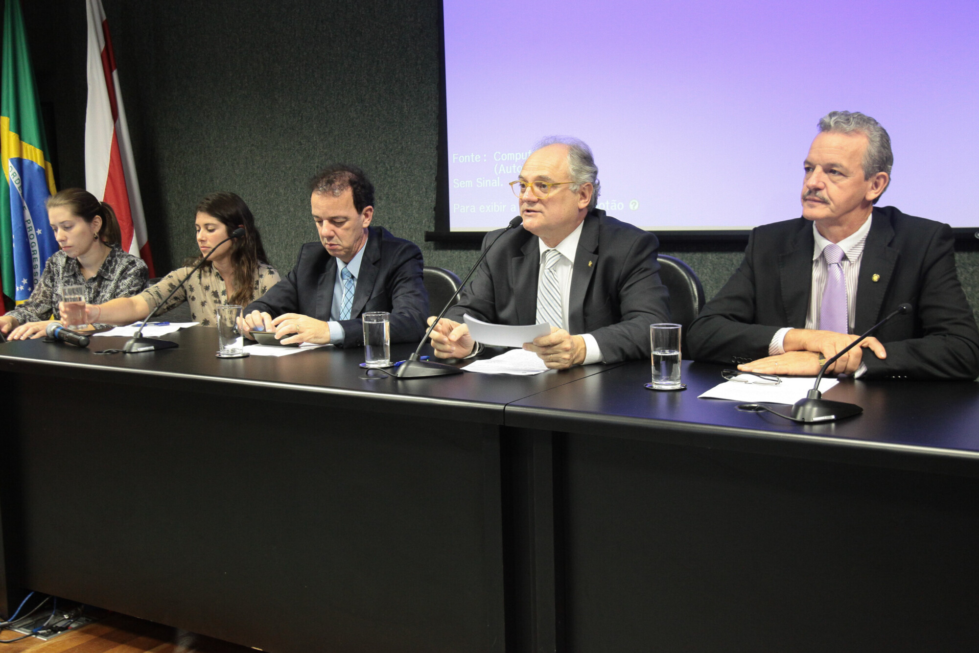 Colóquio discute combate à violência e exploração sexual infantojuvenil