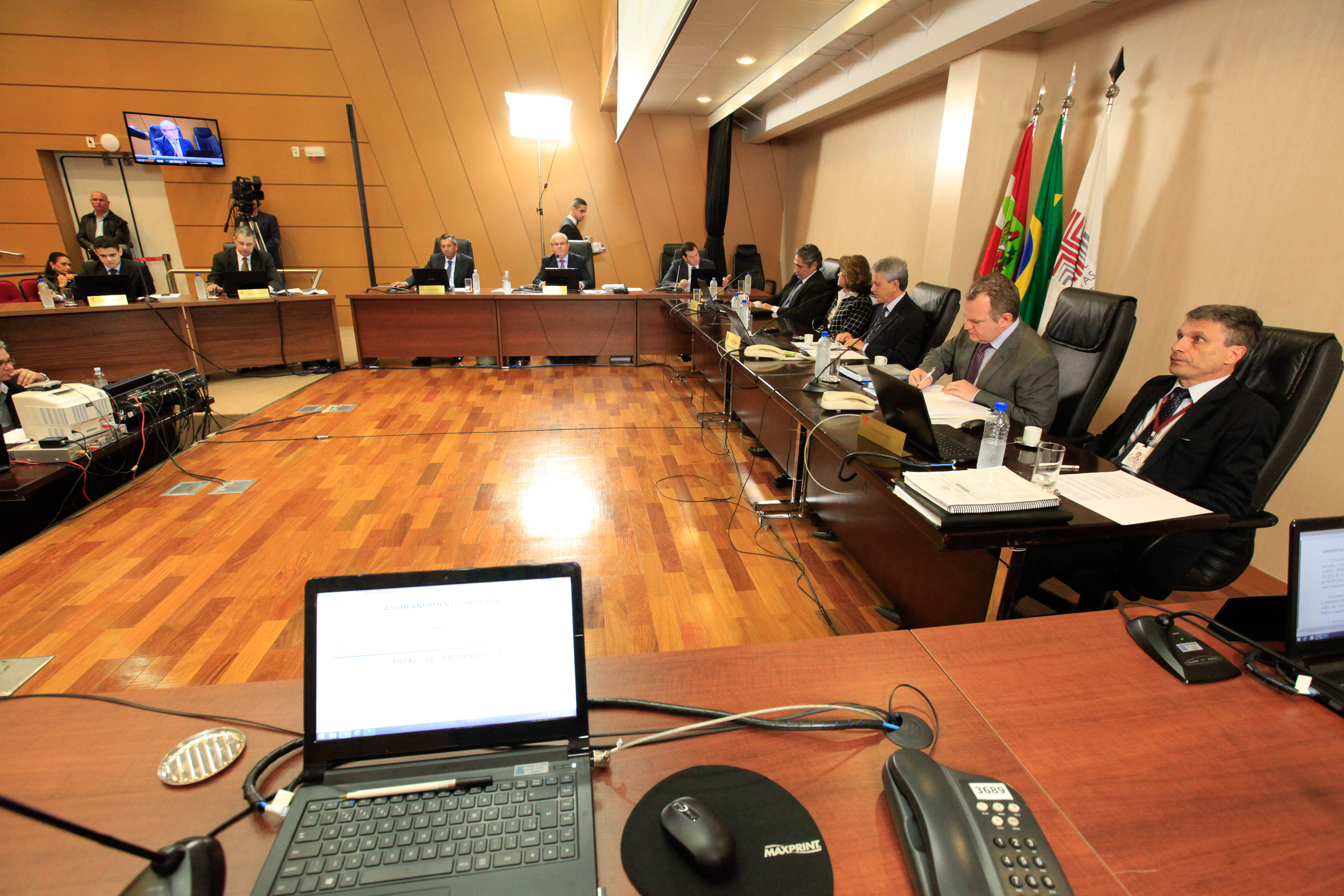 Sessão Extraordinária do Tribunal de Contas do Estado.