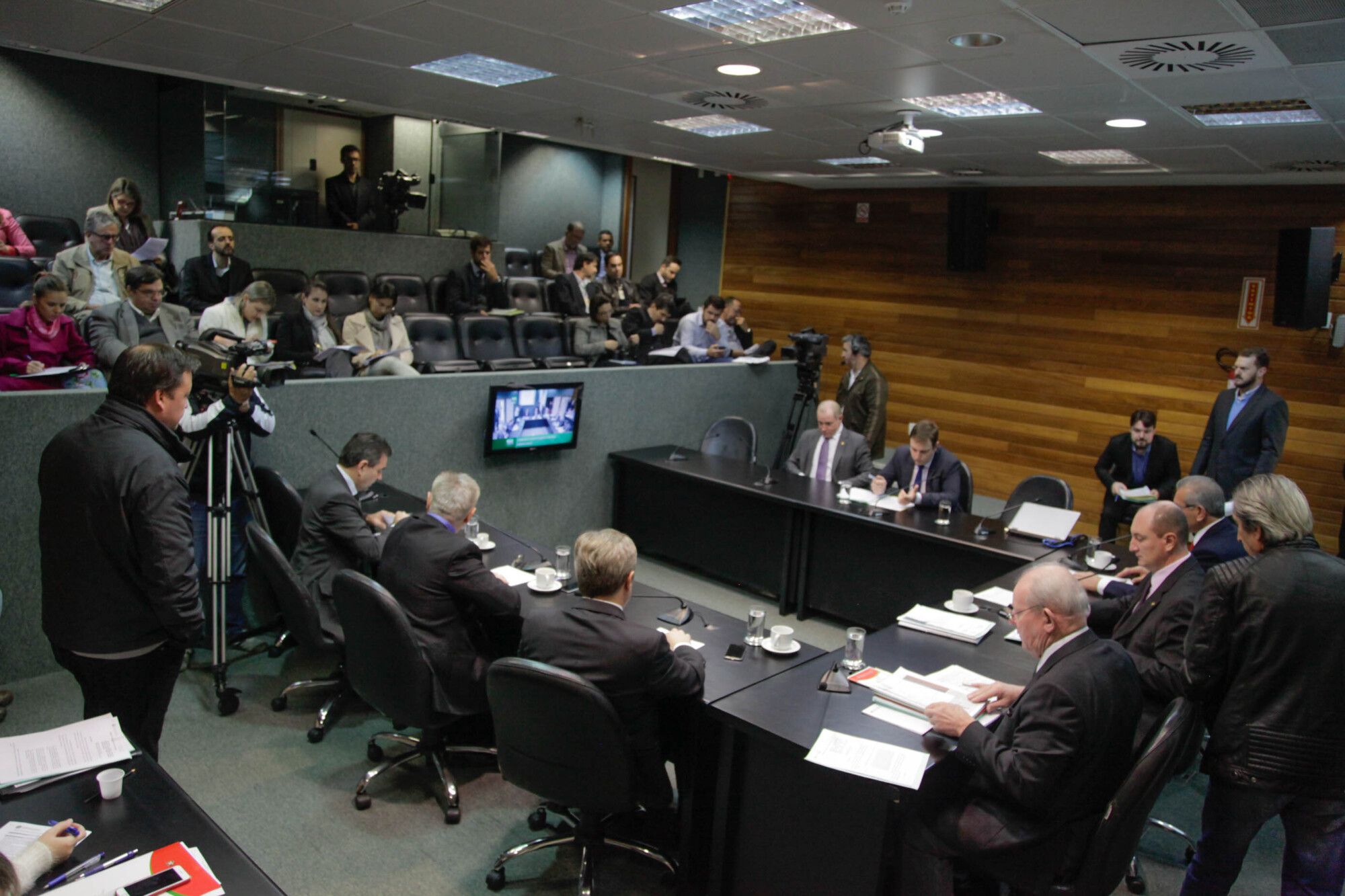 CCJ aprova projeto que obriga concessionárias de veículos a informarem sobre recalls