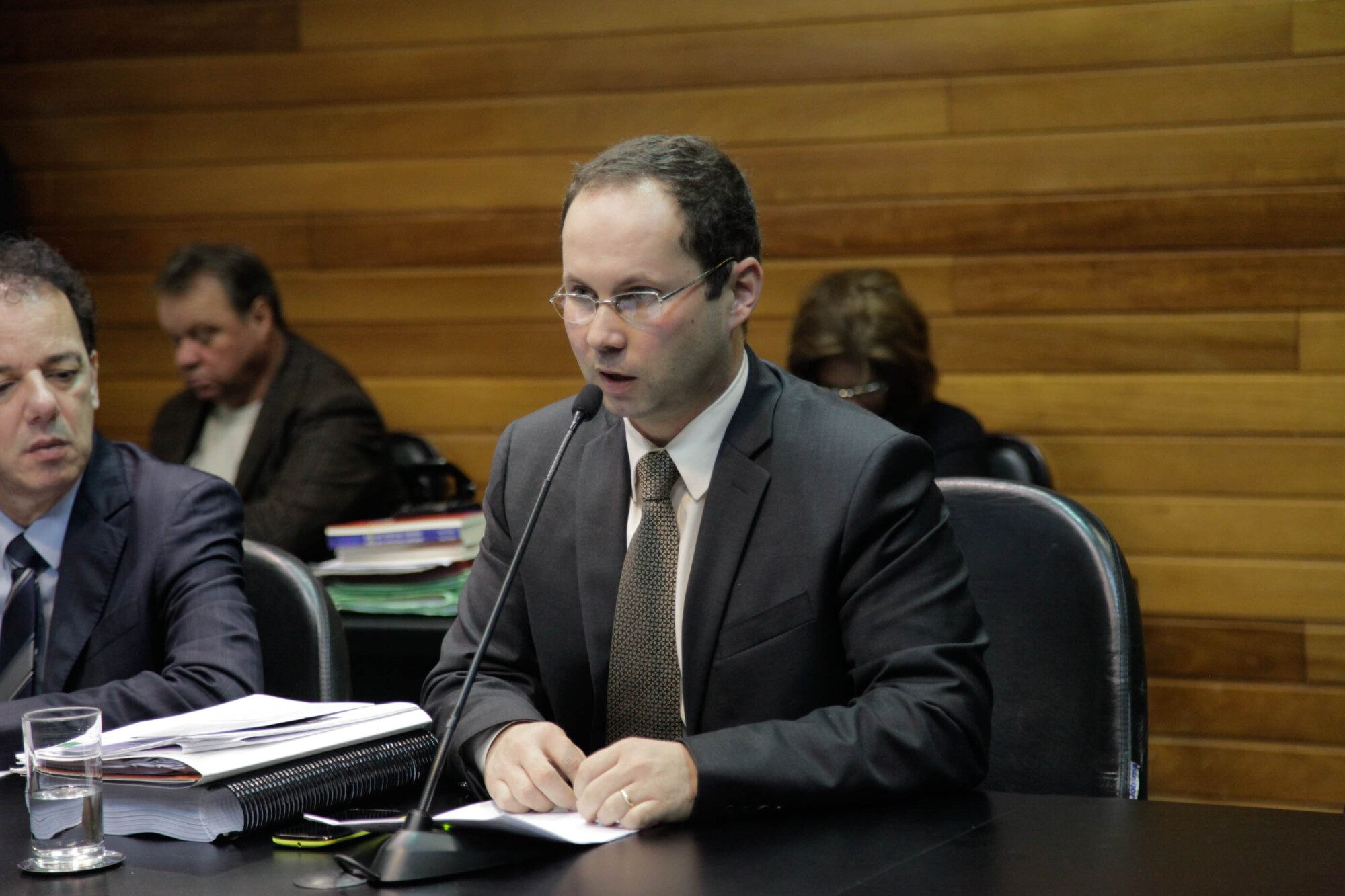 Fecam é contra PEC que impede a publicação de atos oficiais por meio eletrônico
