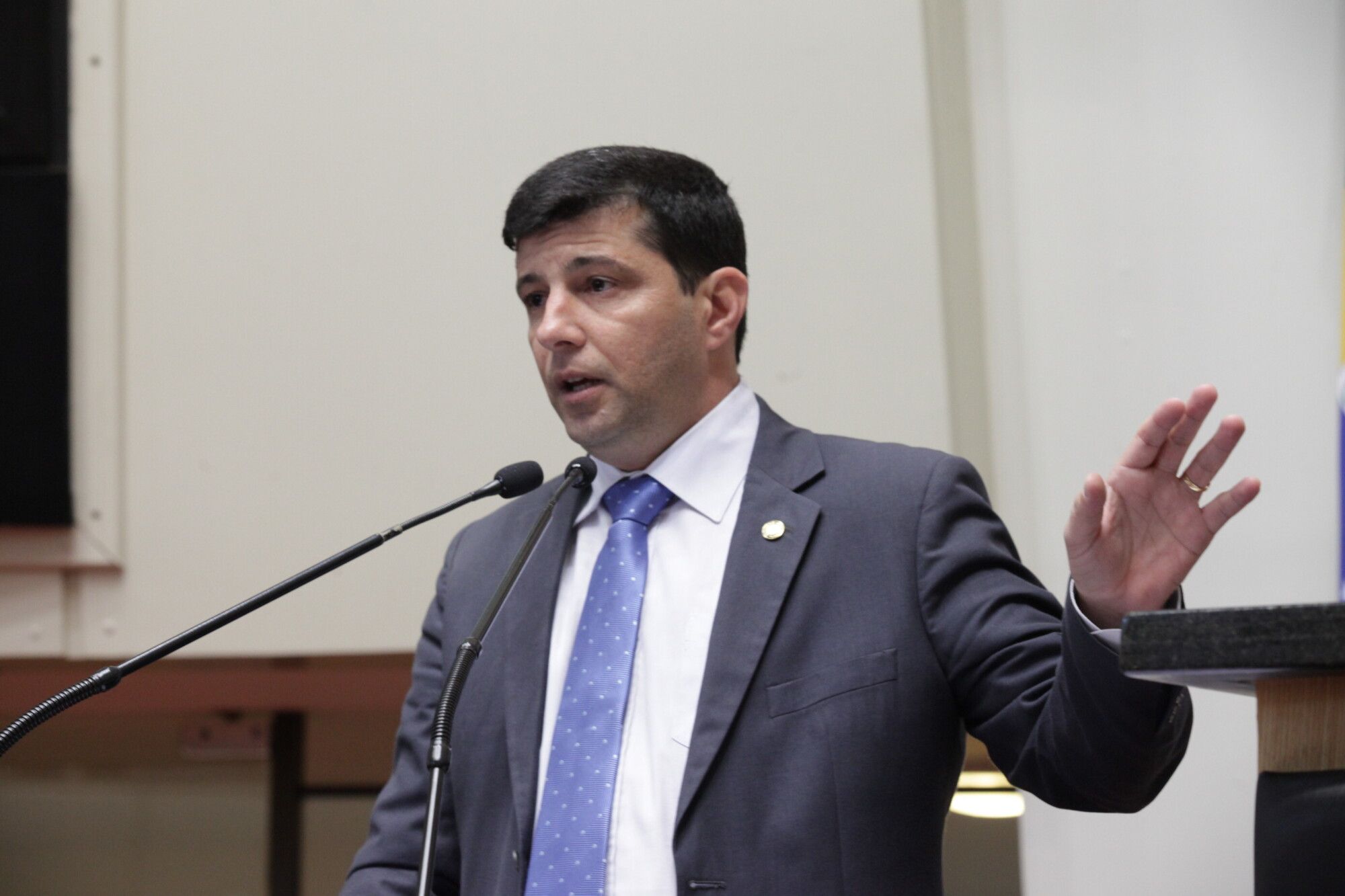 Deputado Fábio Flôr