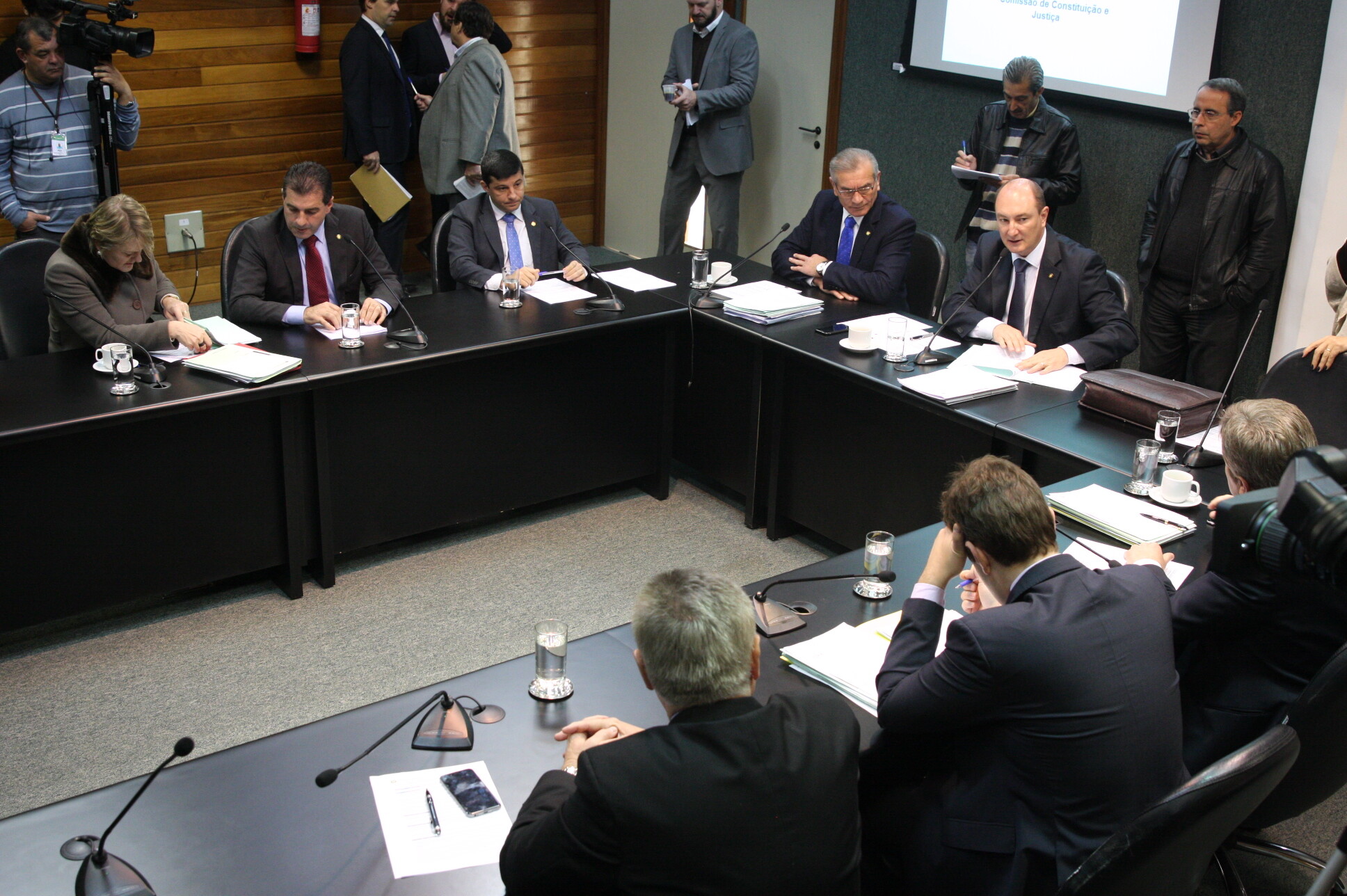 CCJ aprova PL que obriga Celesc a destinar percentual mínimo de recursos na área rural