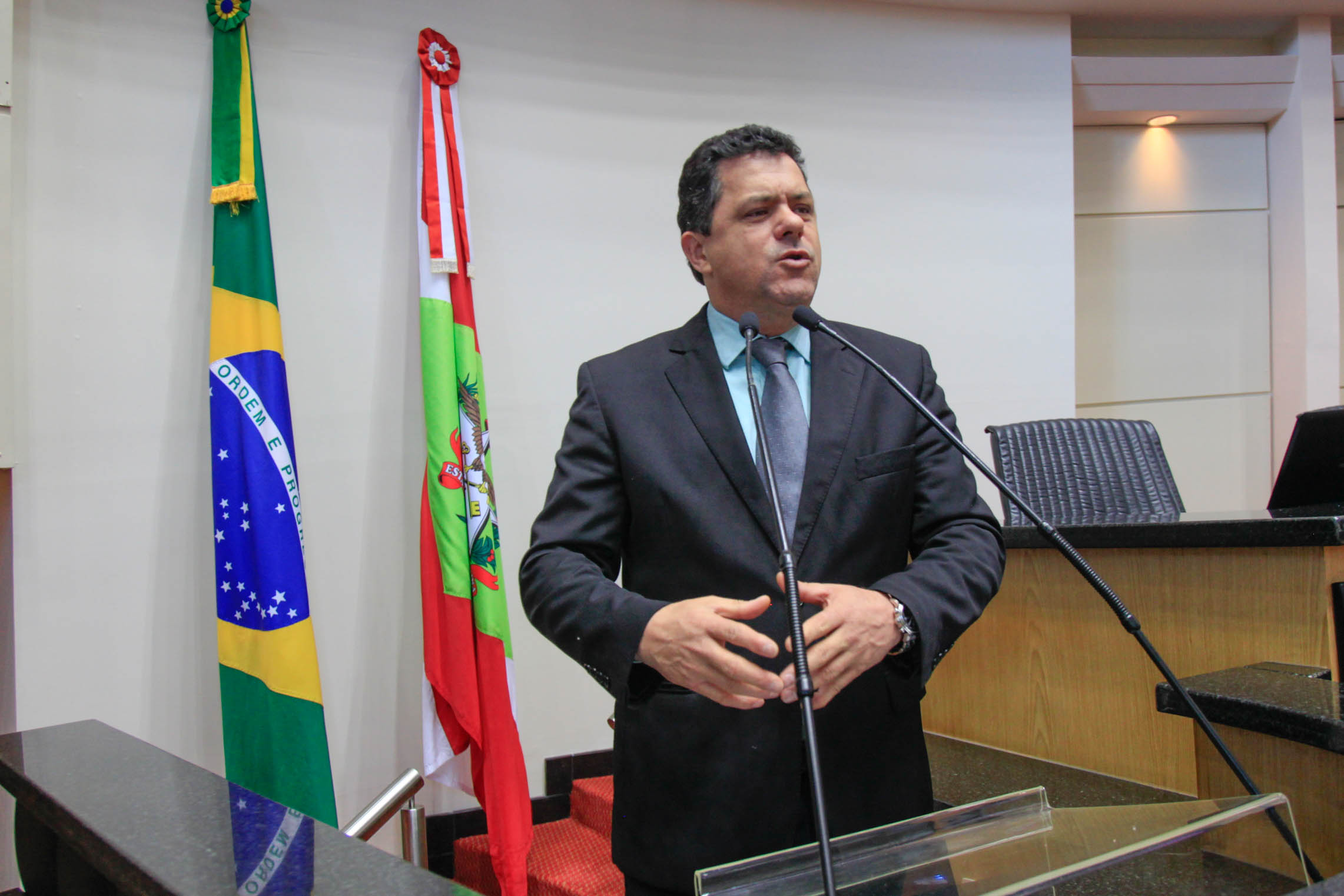 Deputado Ivan Naatz (PDT) em Sessão Ordinária