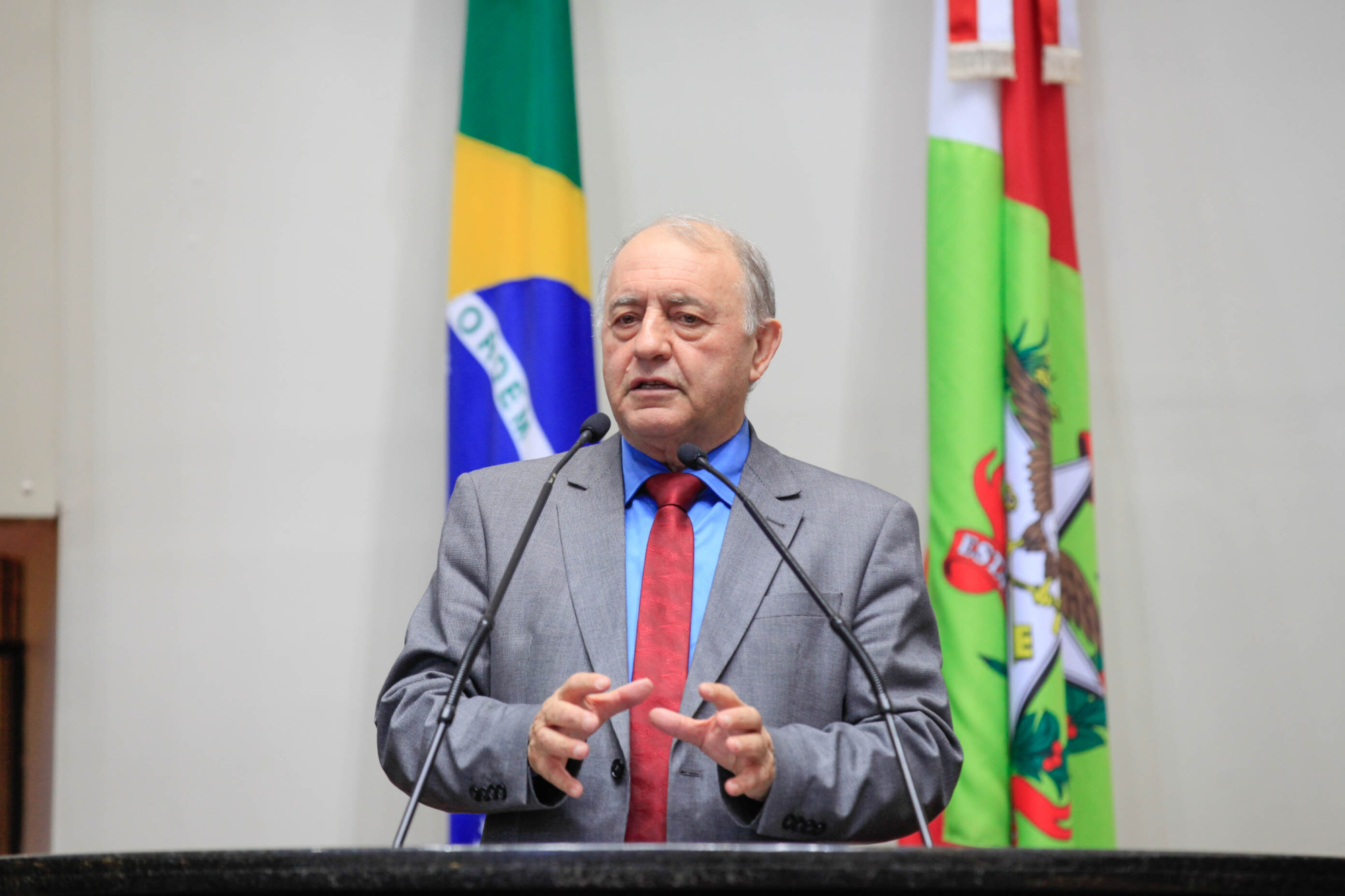 Parlamentar destaca ação do Estado para diminuir prejuízos da crise do milho