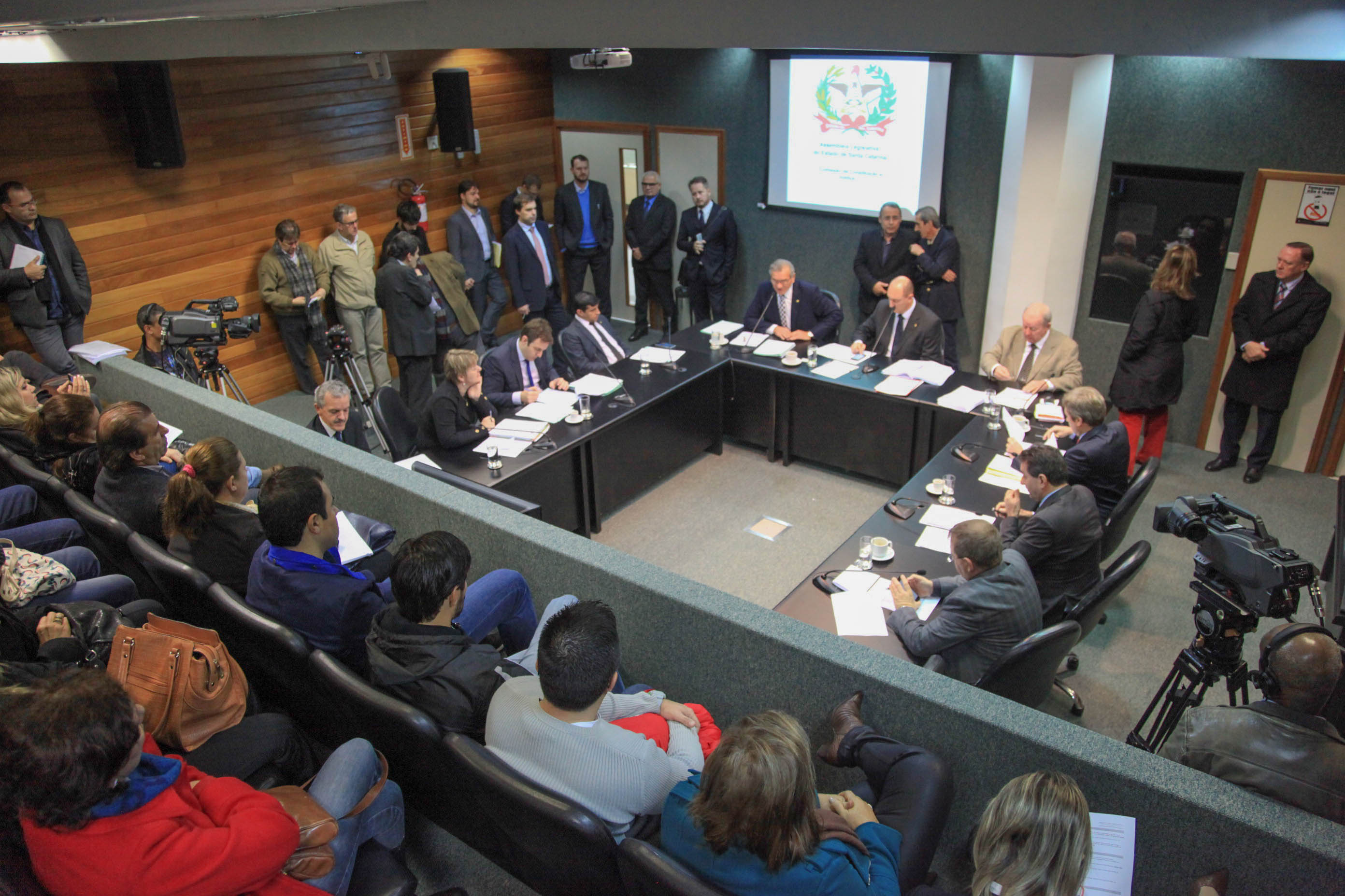 Comissão de Constituição e Justiça