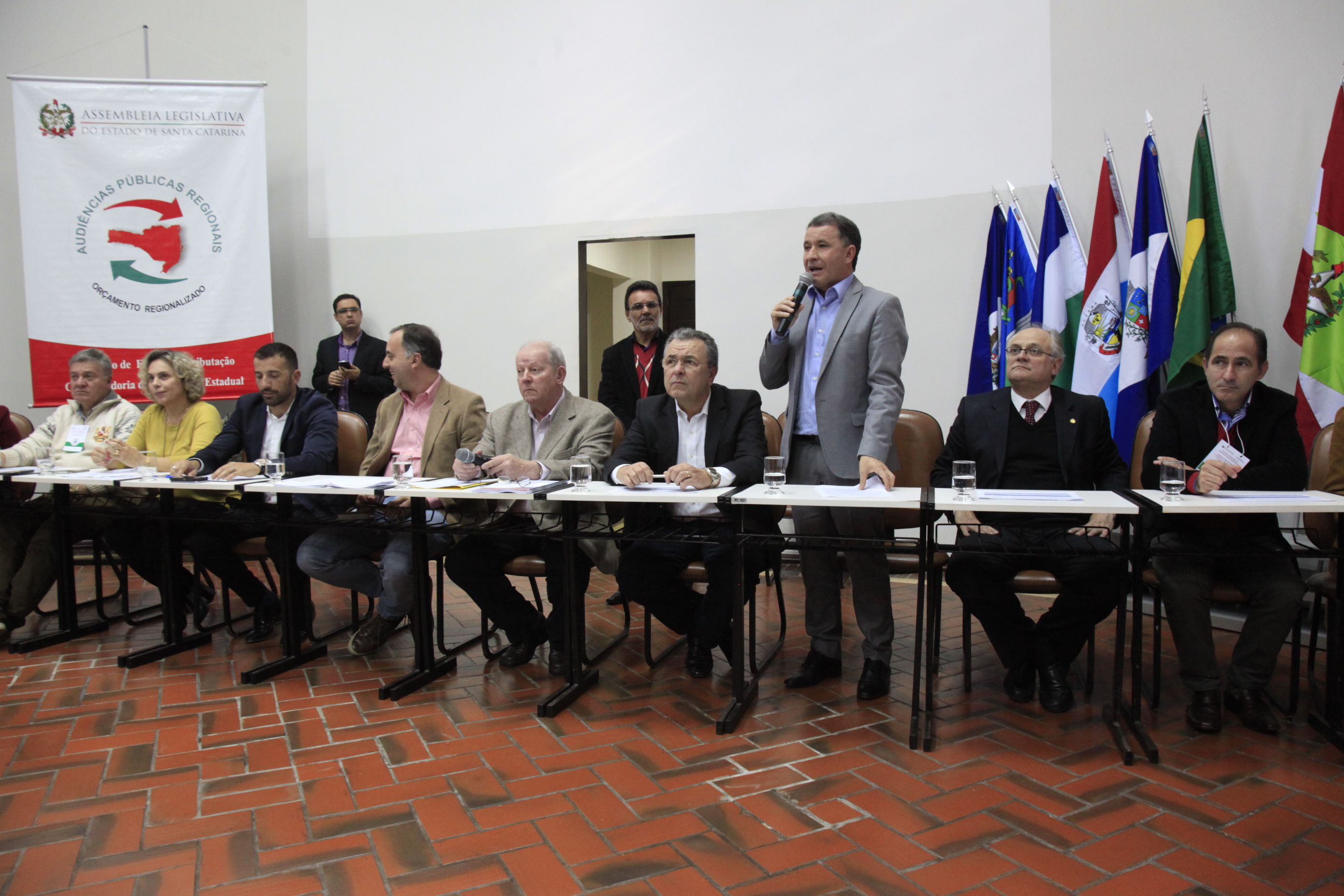 Audiência Pública Regional - Lei de Diretrizes Orçamentárias (LDO) 2016 para a Lei Orçamentária Anual (LOA) 2017 - Joinville/SC. Deputado Darci de Matos (PSD)