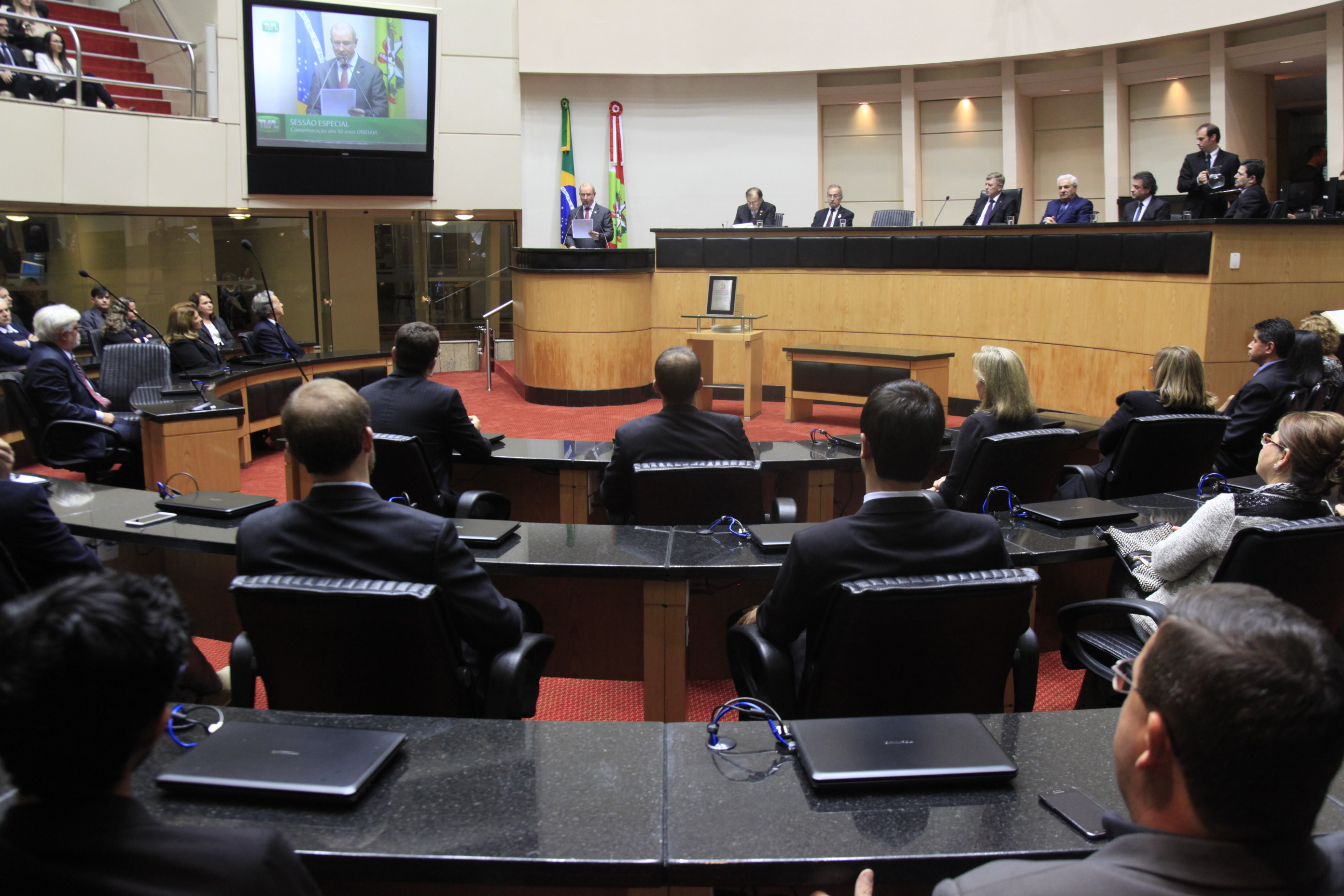 Sessão Especial em homenagem a Universidade do Alto Vale do Itajaí  UNIDAVI pela passagem dos seus 50 anos de fundação.