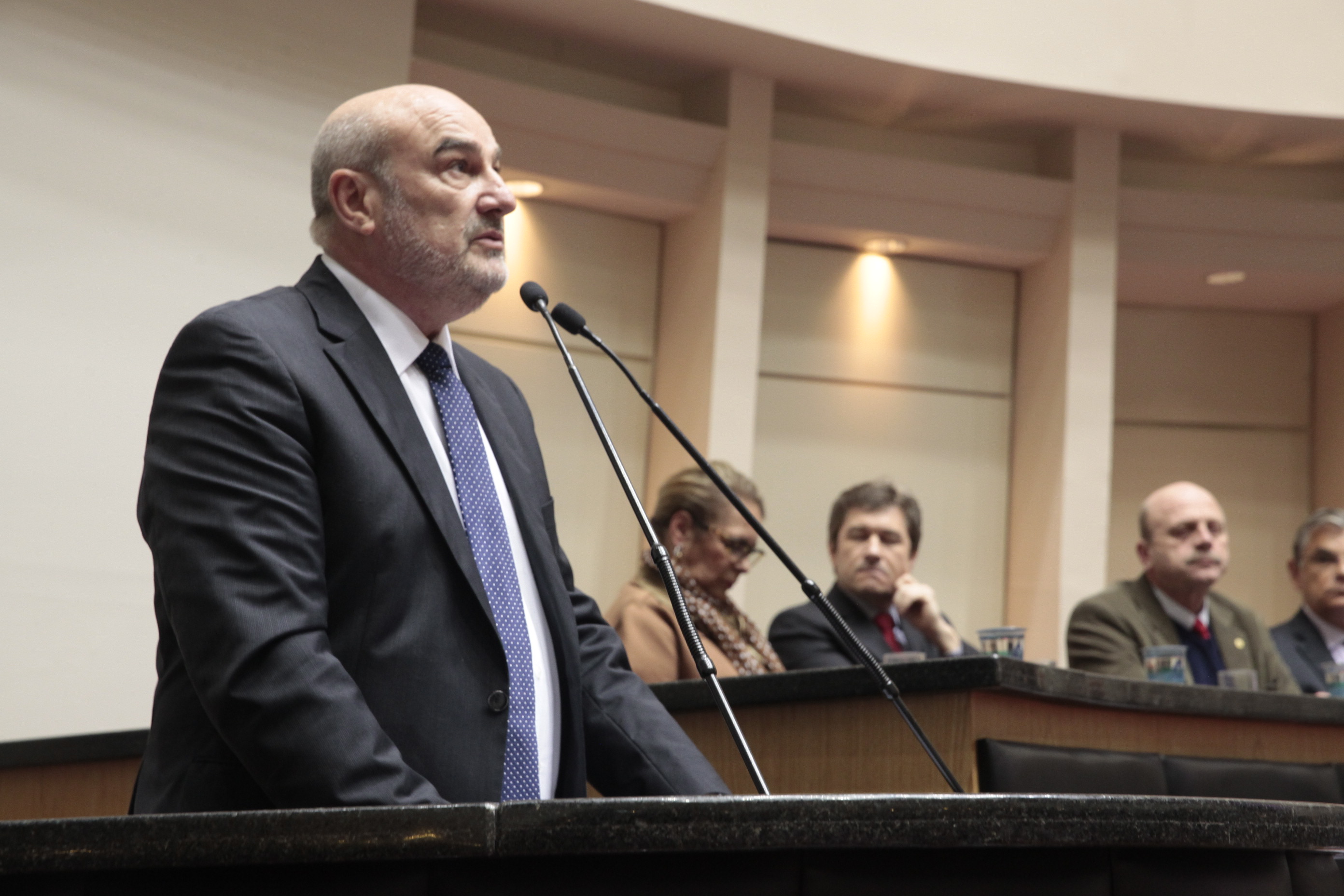 Sessão Especial em comemoração aos 45 anos da Companhia de Catarinense de Àguas e Saneamento - CASAN. Valter José Gallina.
