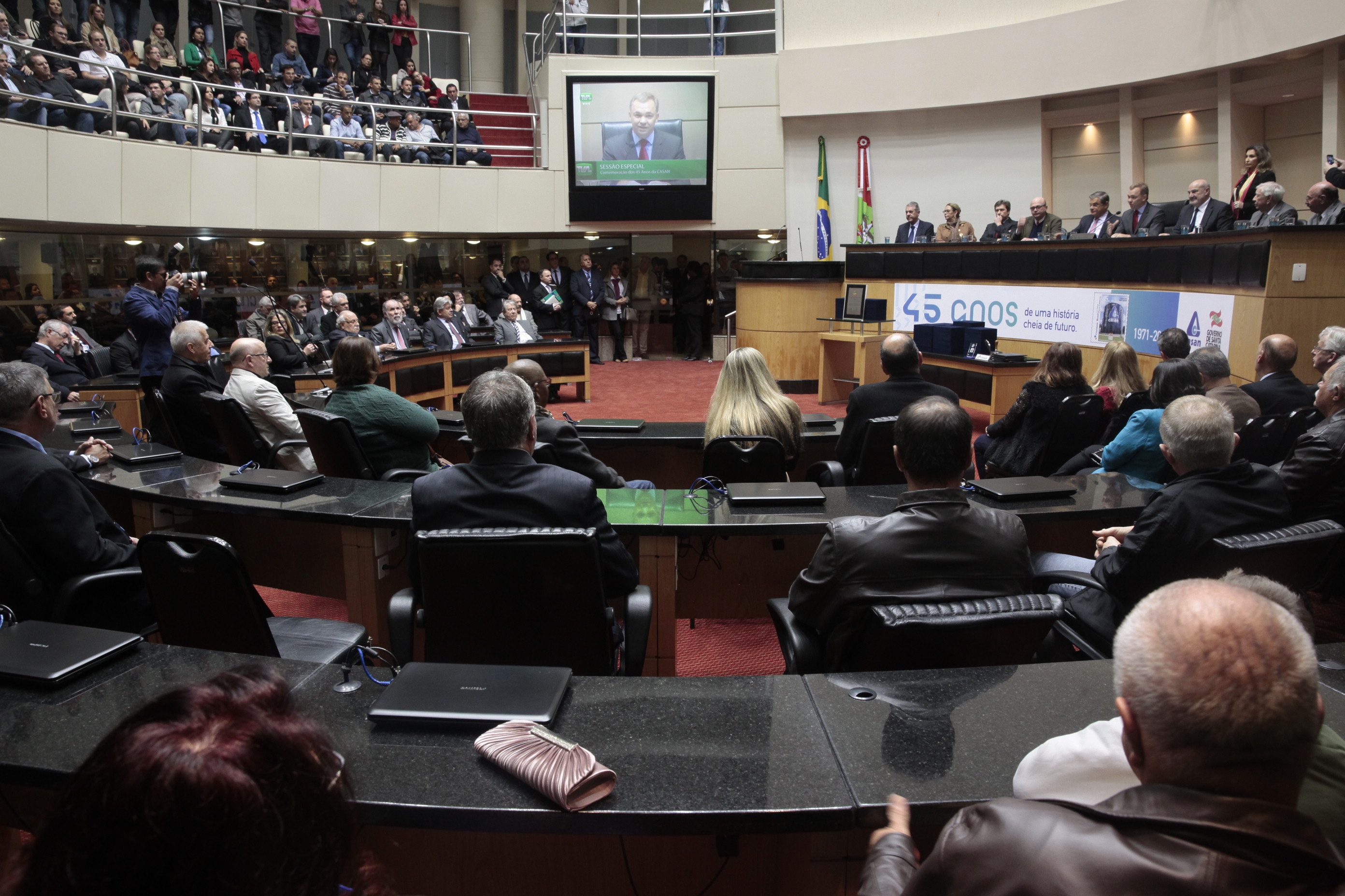 Sessão Especial em comemoração aos 45 anos da Companhia de Catarinense de Àguas e Saneamento - CASAN.