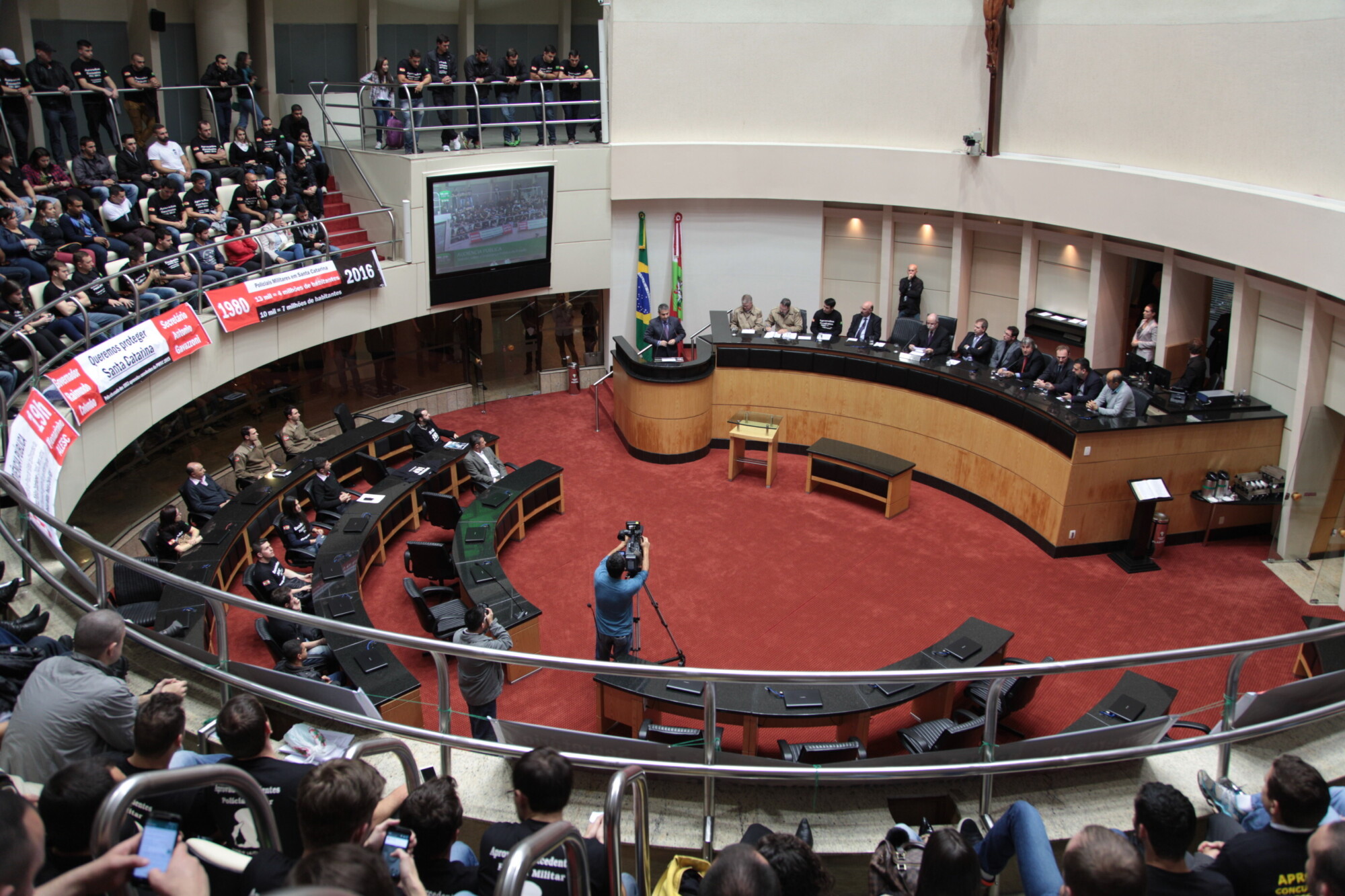 Candidatos excedentes de concursos da Segurança pedem mais prazo de edital