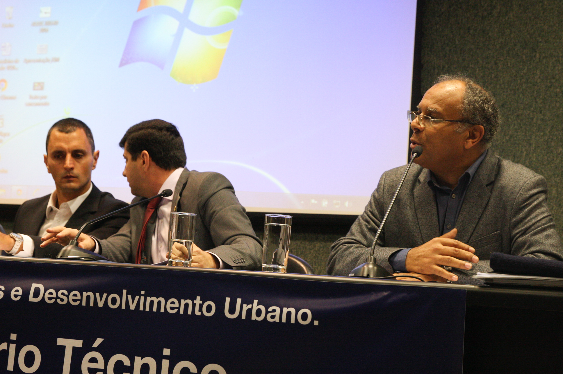 Seminário Esgotamento Sanitário. Vereador Lino Fernando Bragança Peres (PT). Foto Yuri Santos / Agência AL