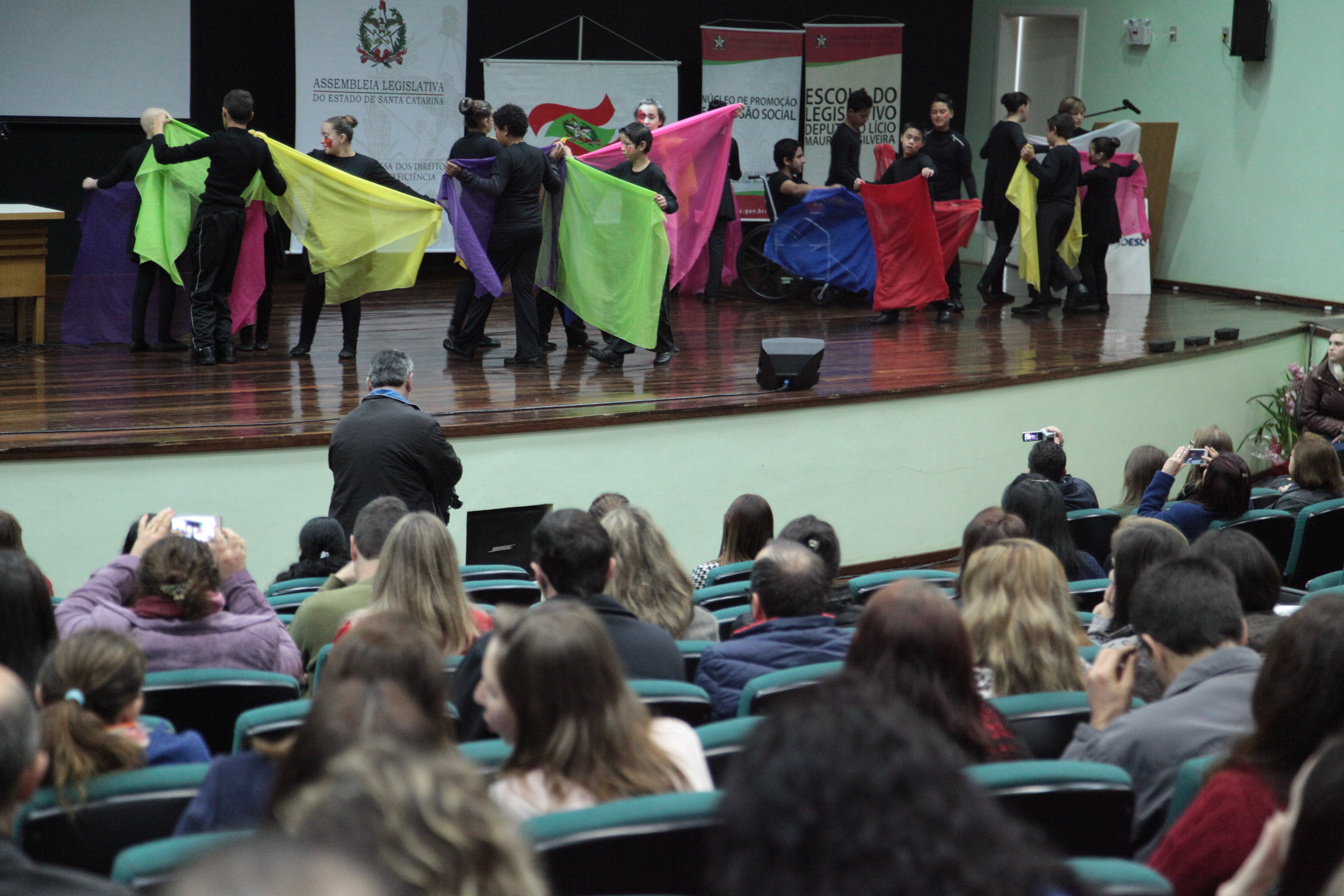 Seminário sobre Políticas e Práticas Inclusivas.