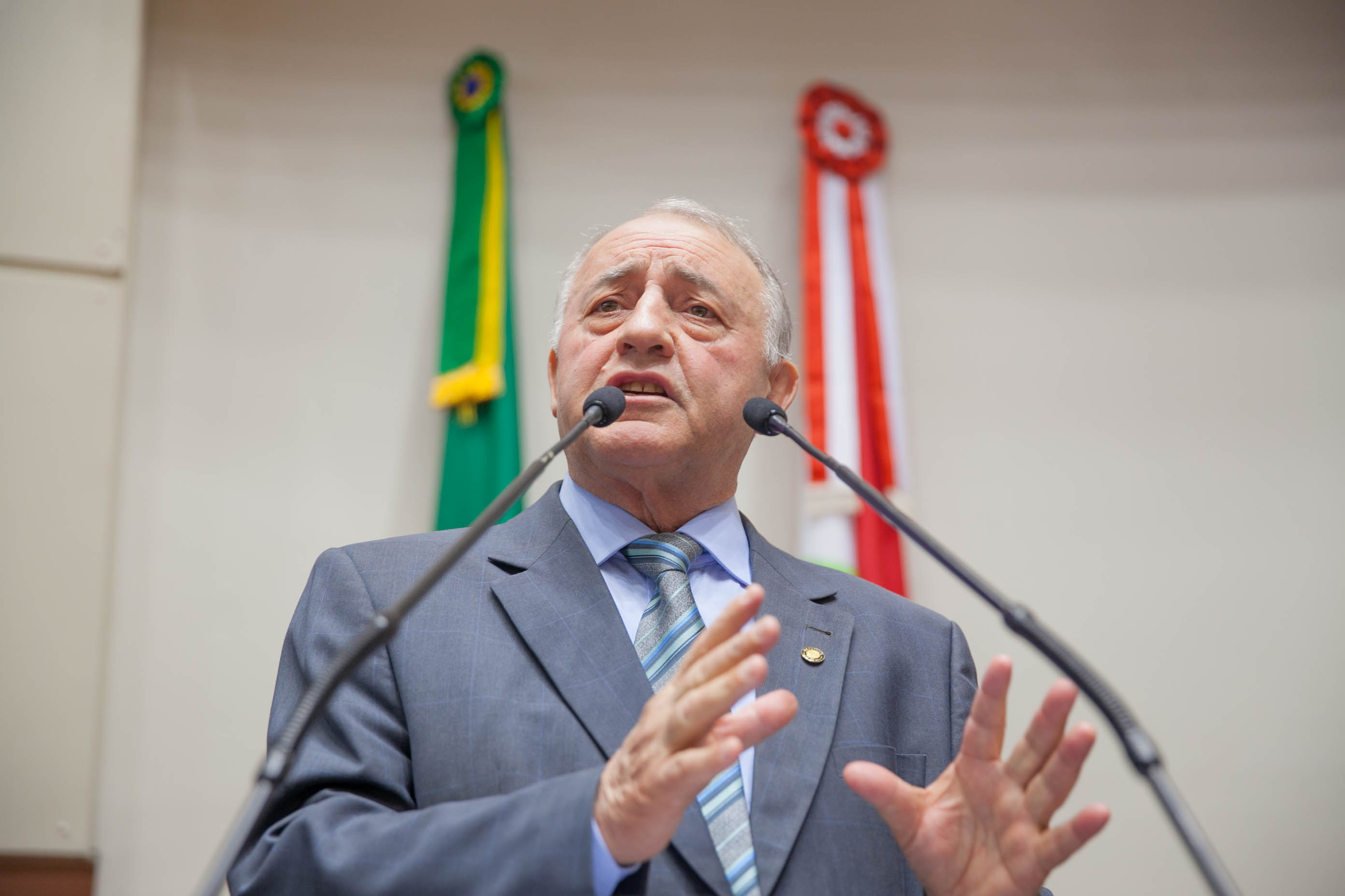Deputado Natalino Lazare (PR) em Sessão Ordinária