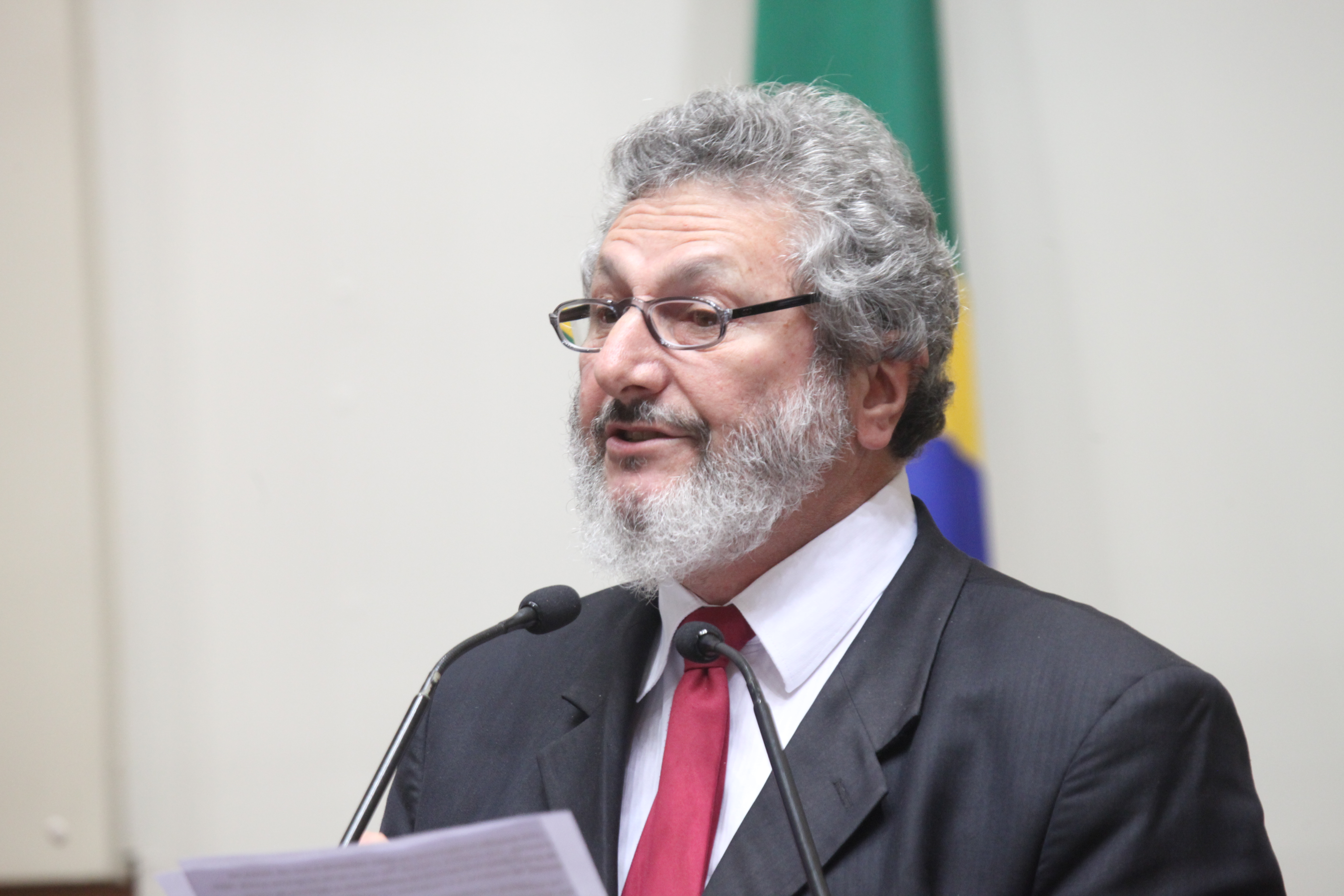 Sessão Ordinária. Deputado Padre Pedro Baldissera (PT).