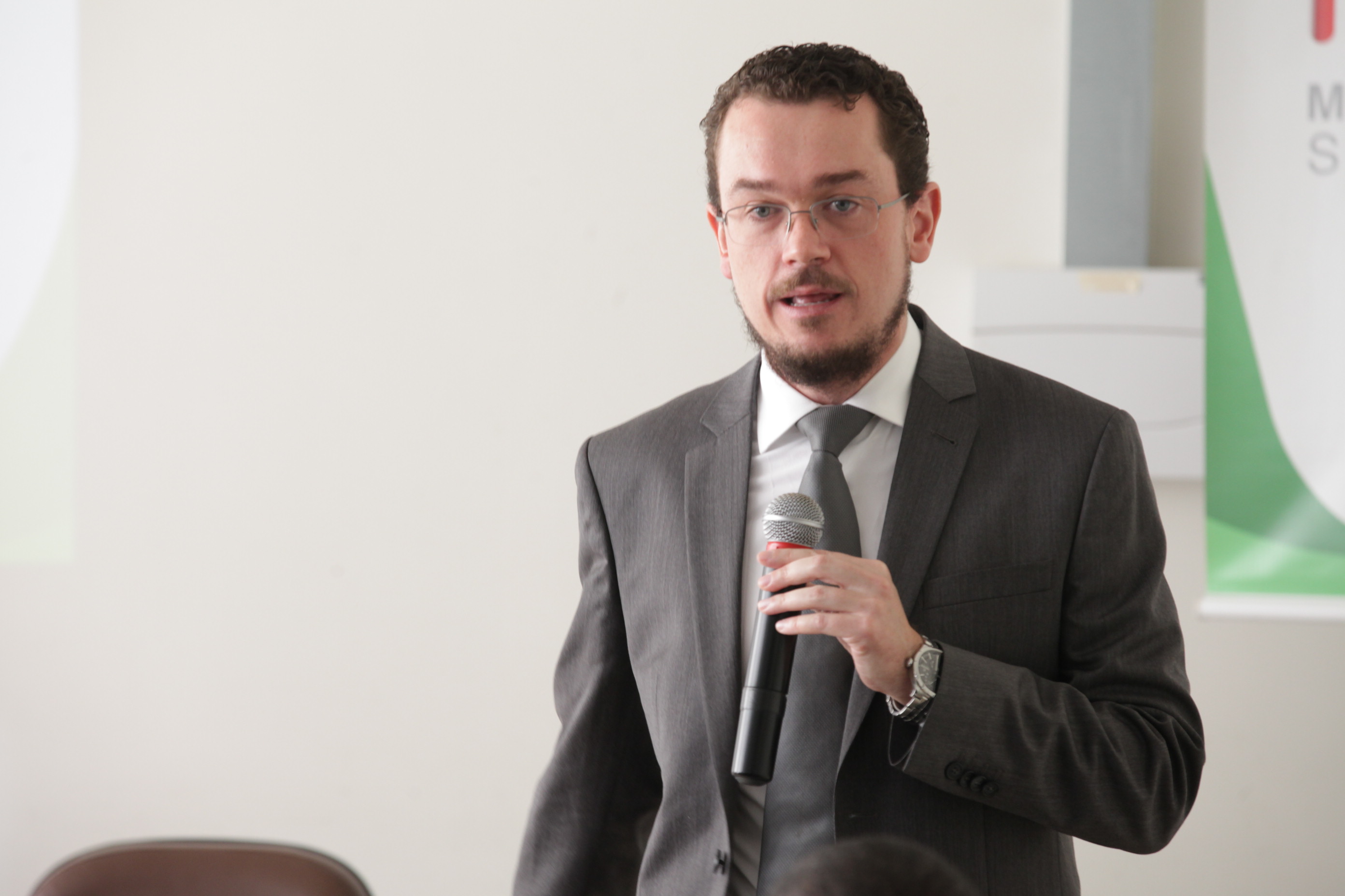 Samuel Dal-farra Naspolini - Promotor de Justiça. Seminários Unindo Forças - Ministério Público de Santa Catarina