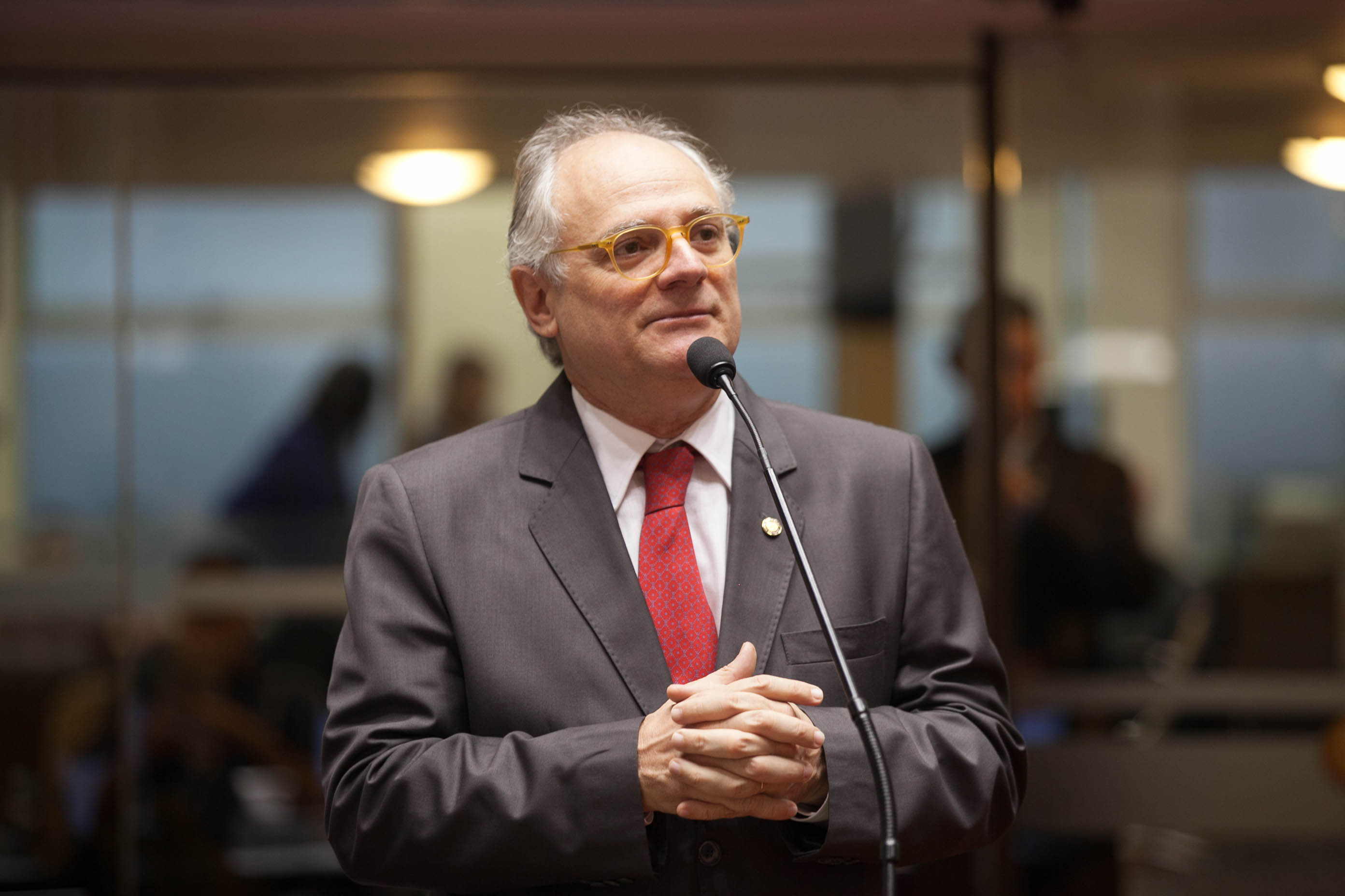 Deputado Vicente Caropreso (PSDB) em Sessão Ordinária