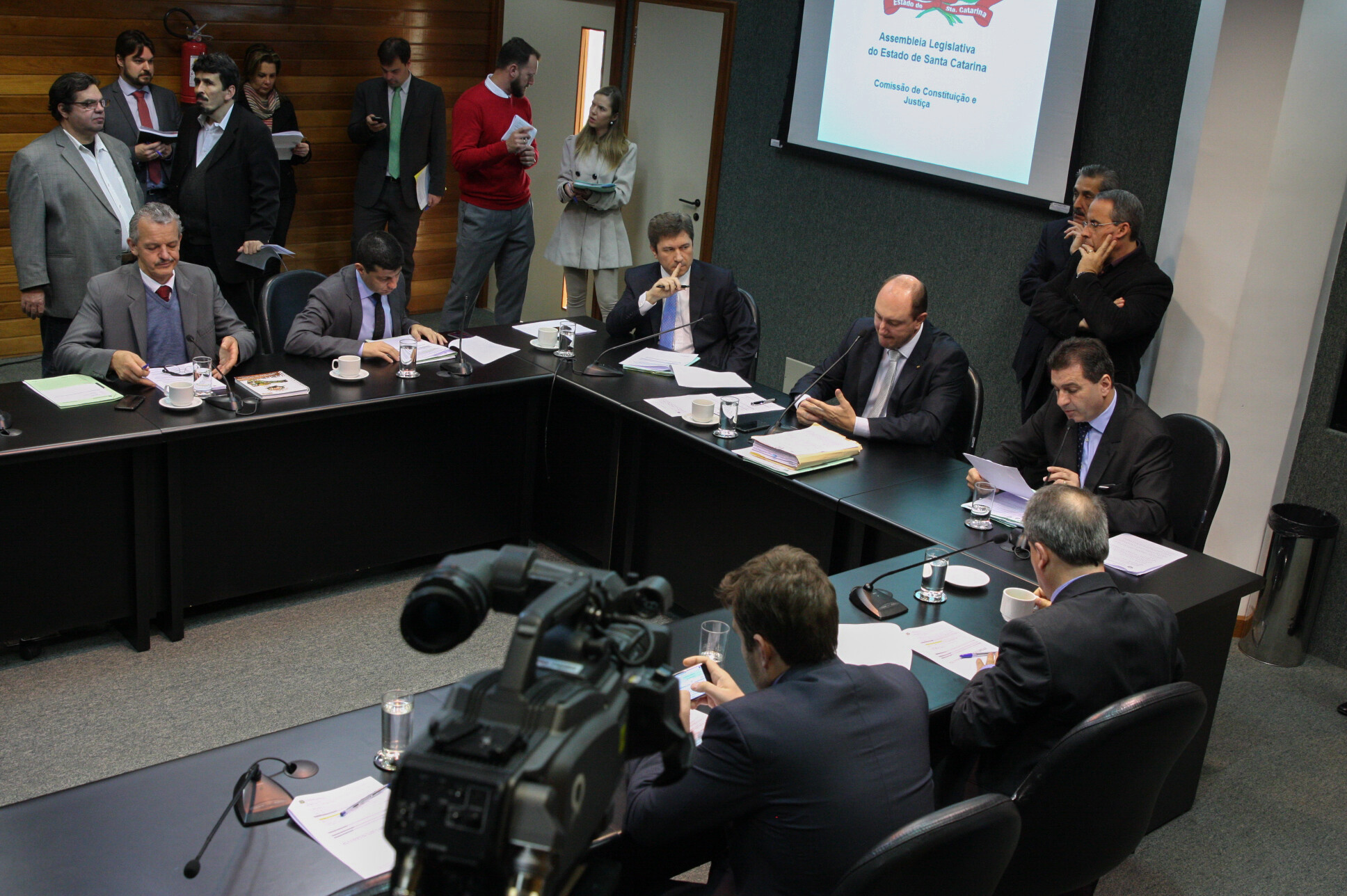 PEC que aumenta recursos para a saúde está pronta para ser votada em plenário
