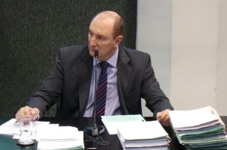 Aprovado PL que reconhece profissão de condutor de ambulância em SC