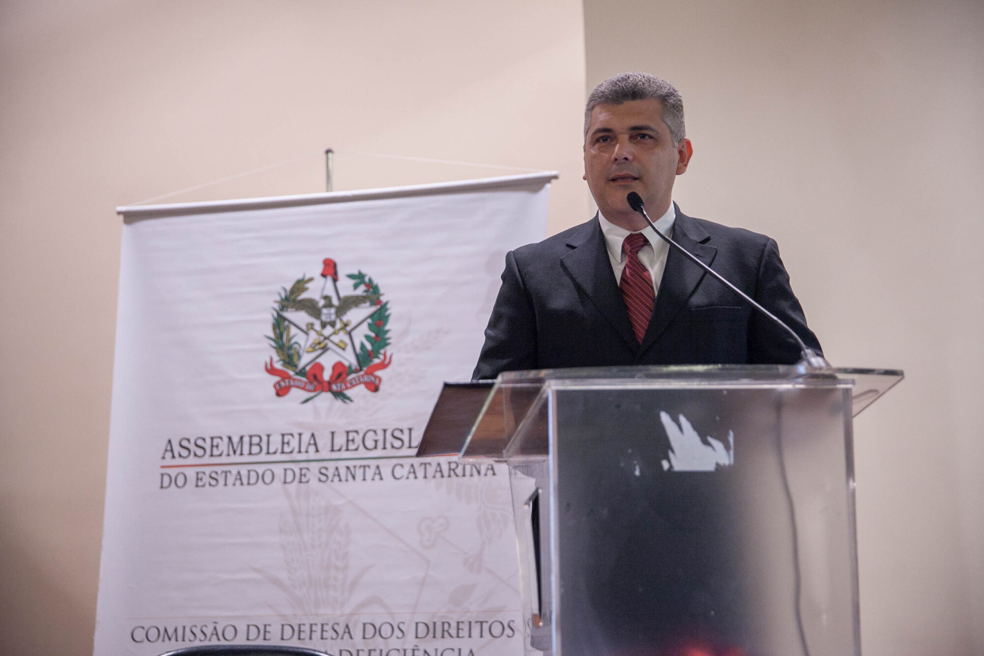 Médico Marcelo Lemos Reis, gerente do Centro Catarinense de Reabilitação