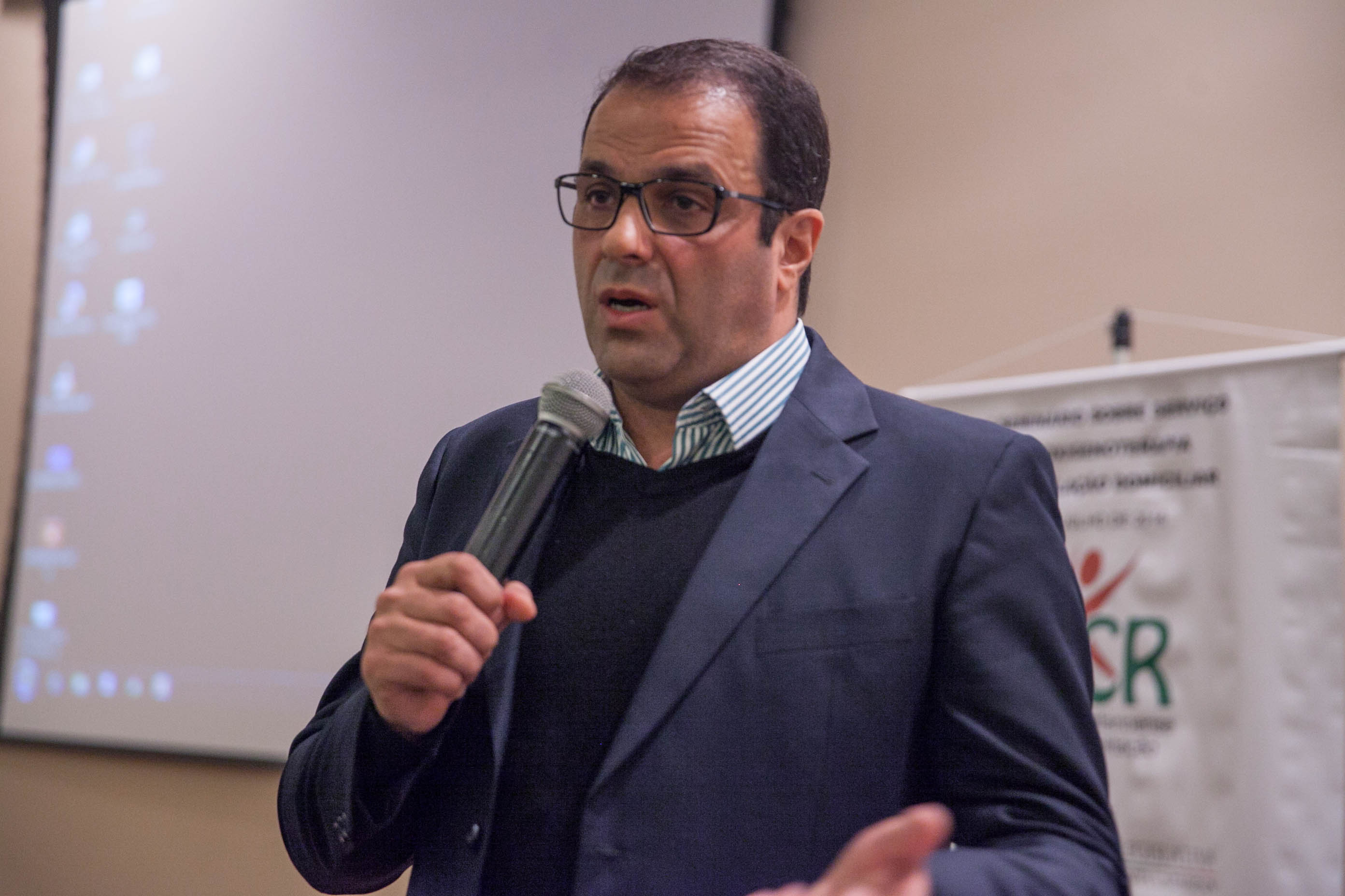 Dr. Camilo Fernandes em Seminário de Diretrizes de Oxigenoterapia e Ventilação.
