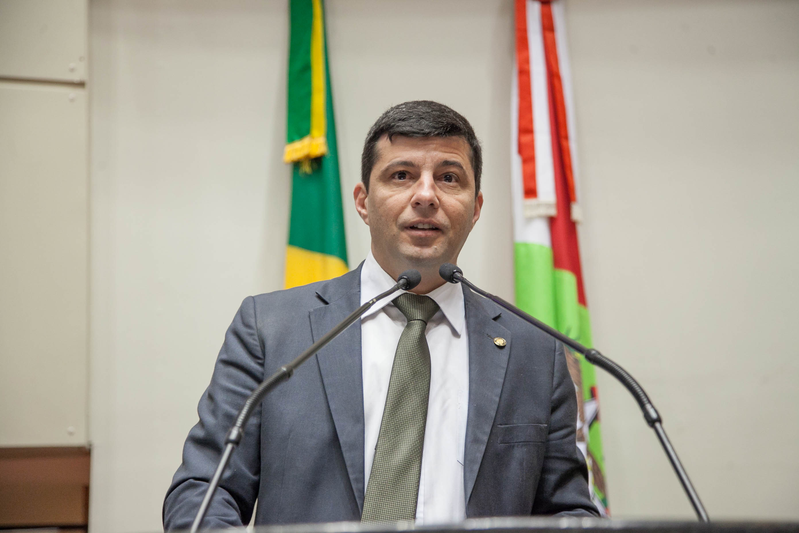Deputado Fábio Flôr (PP) em Sessão Ordinária