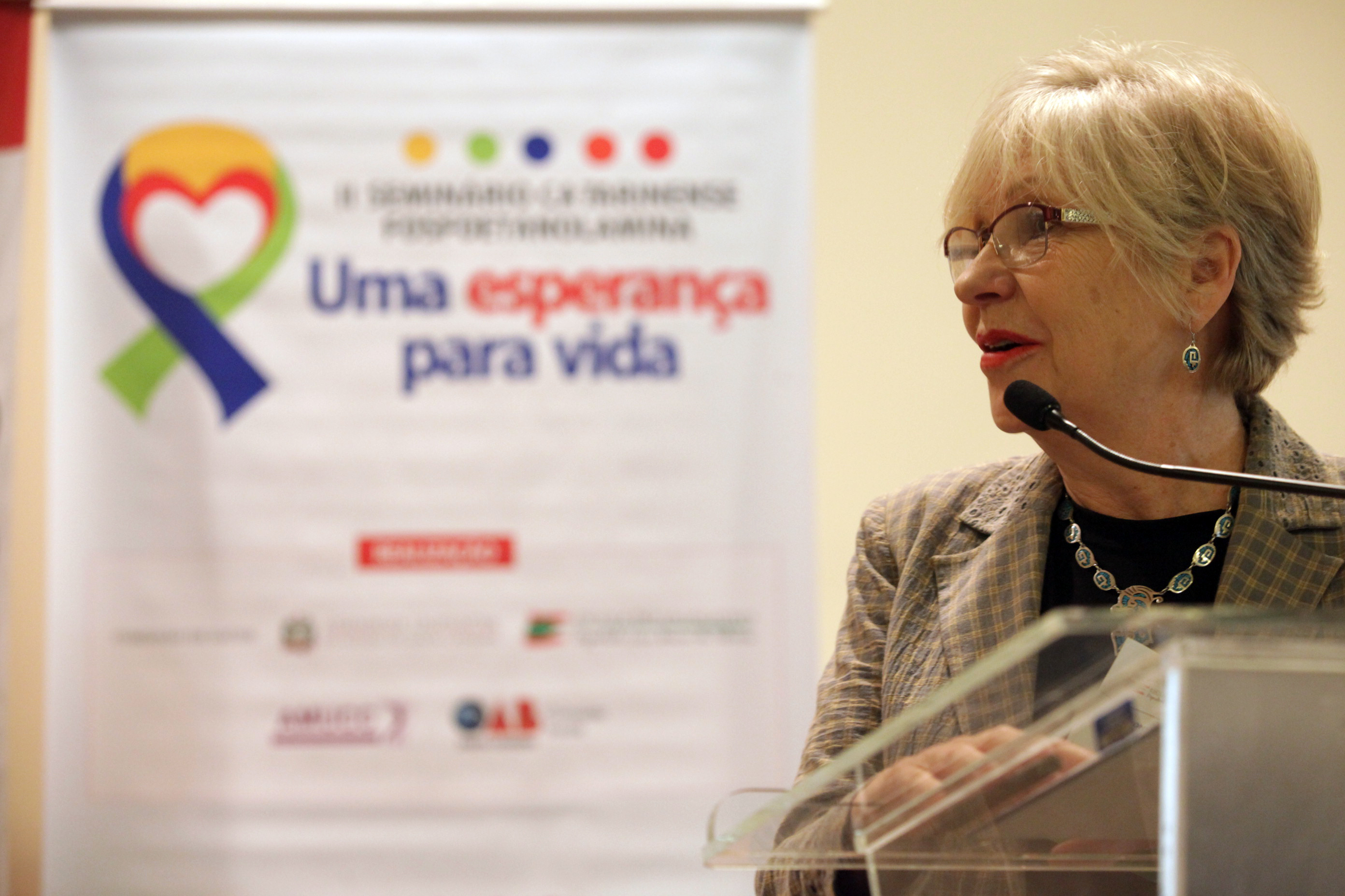 Margarida Simm. II Seminário Sobre Fosfoetanolamina Sintética.