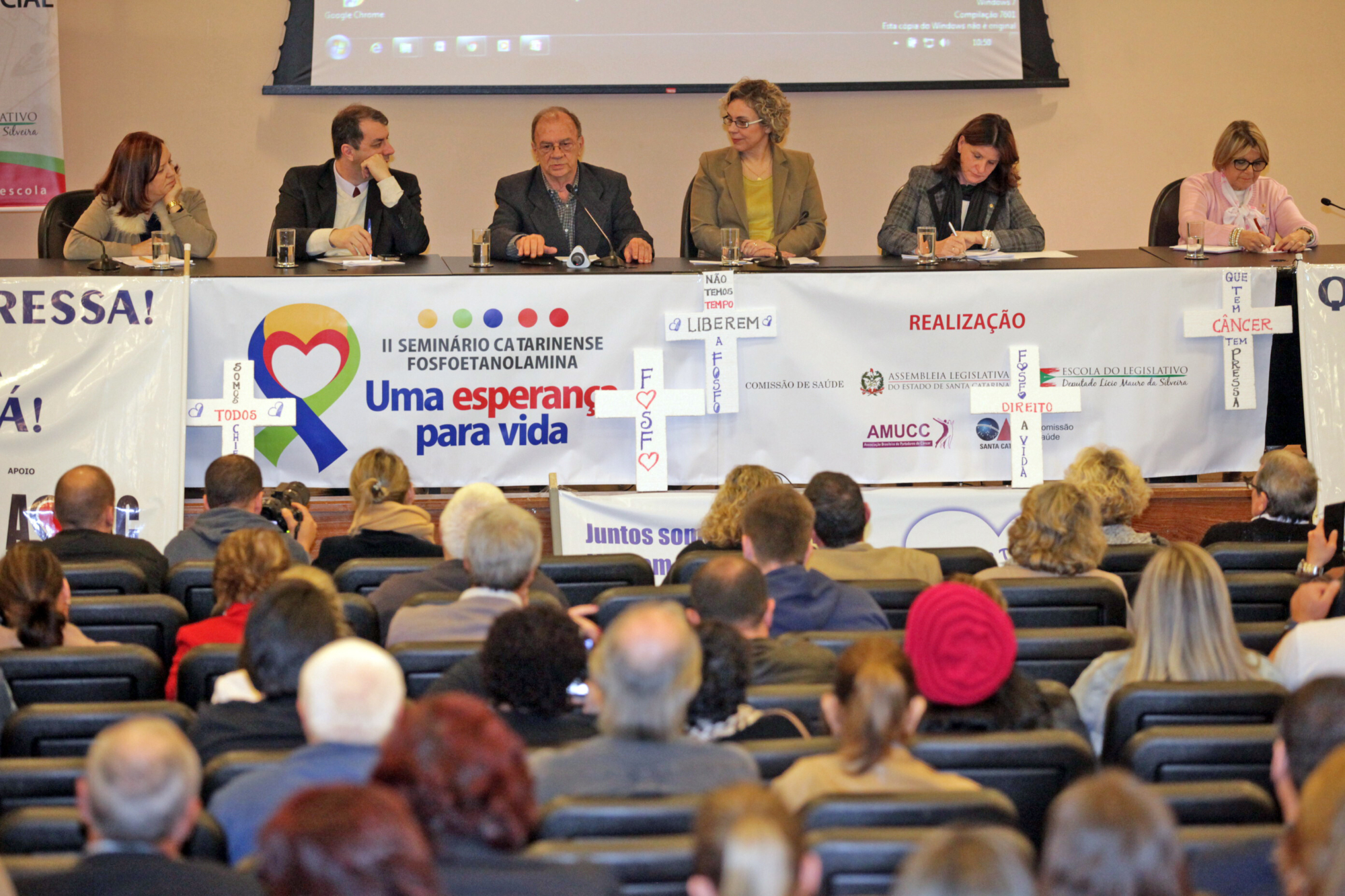 Seminário debate uso e testes sobre a ‘pílula do câncer’