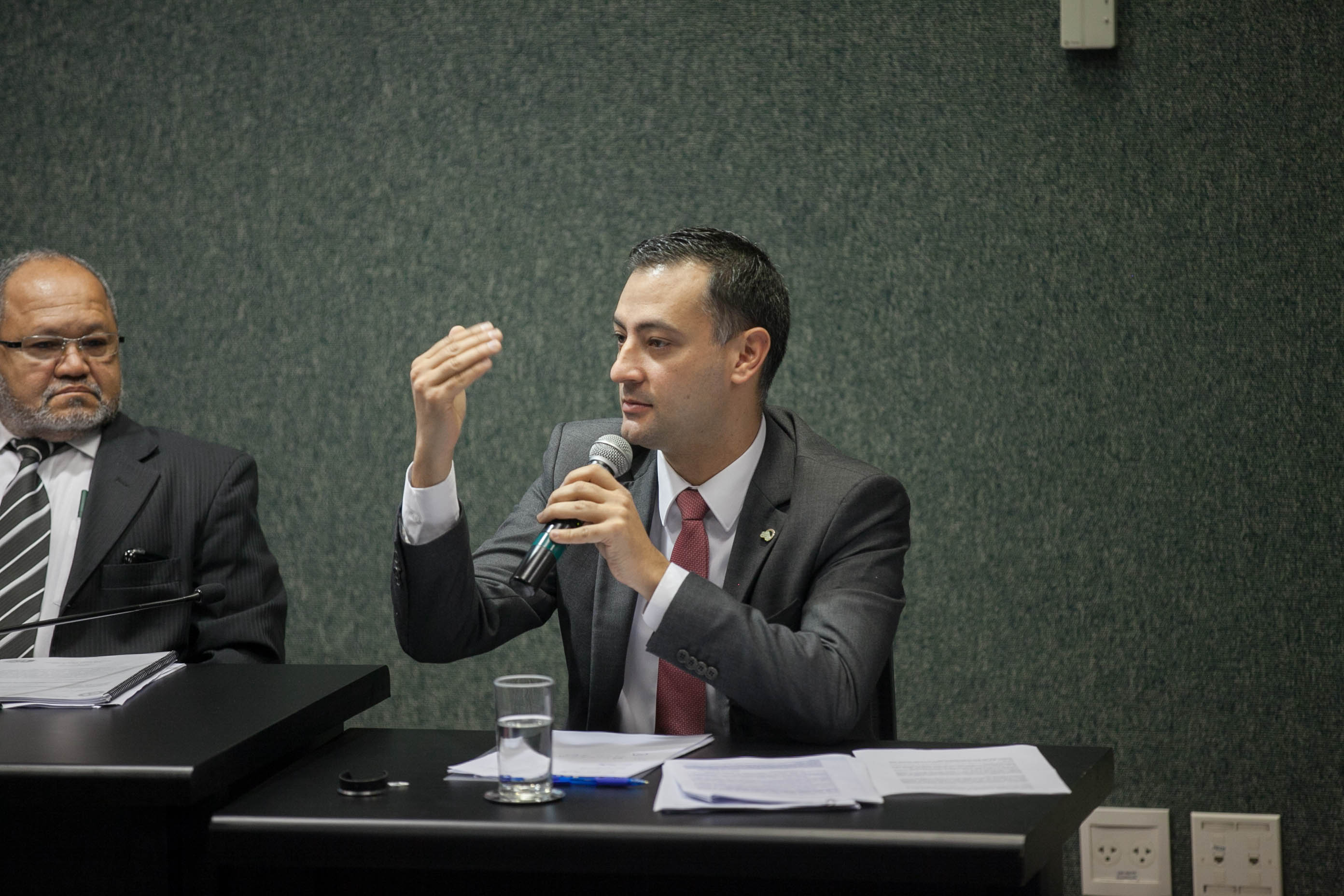 Cleverton Vieira, Diretor Jurídico da SC Participações e Parcerias (SCPAR) em Audiência Pública - Direito à Complementação da Aposentadoria dos Trabalhadores do Porto de Imbituba.