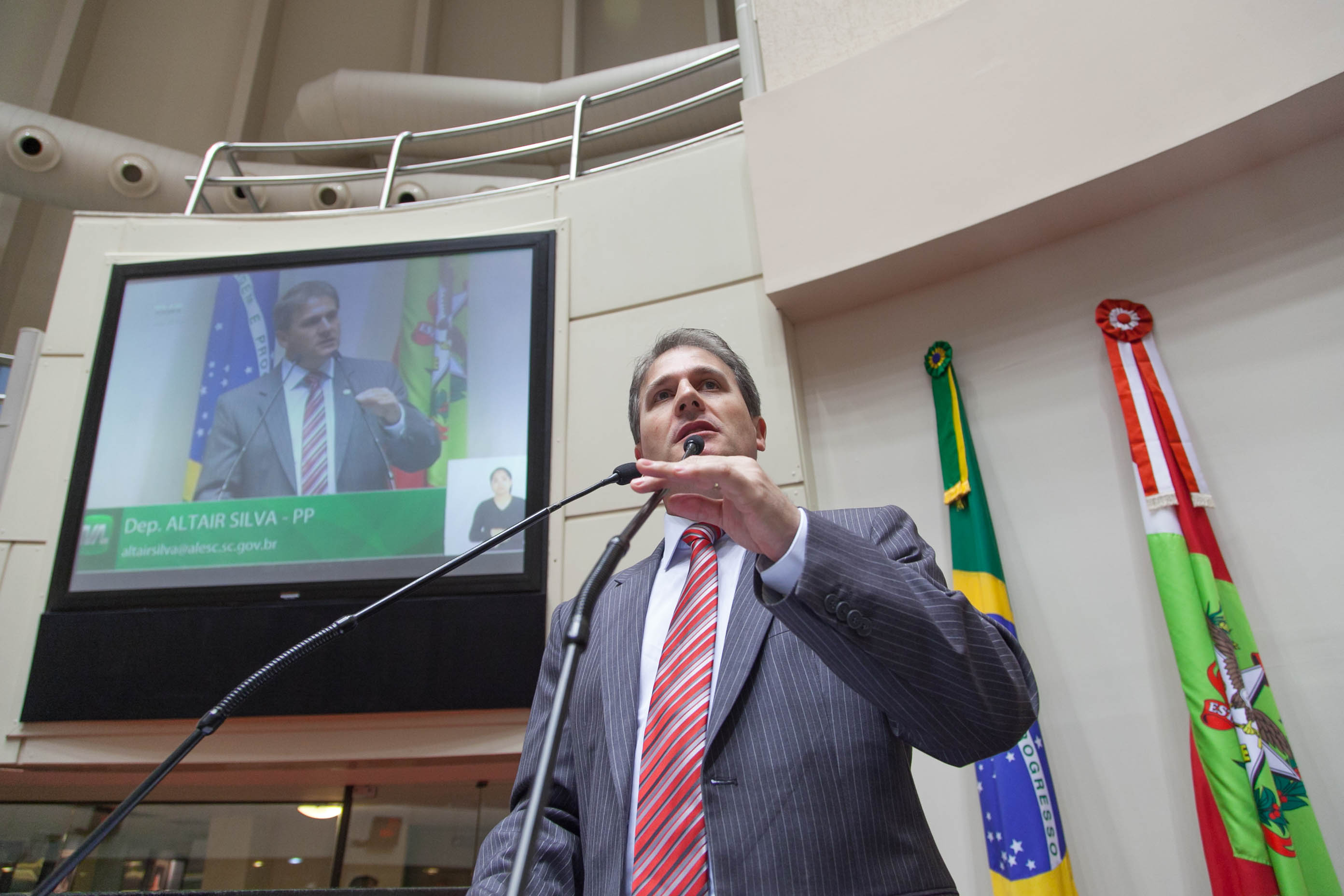 Deputado Altair Silva (PP) em Sessão Ordinária