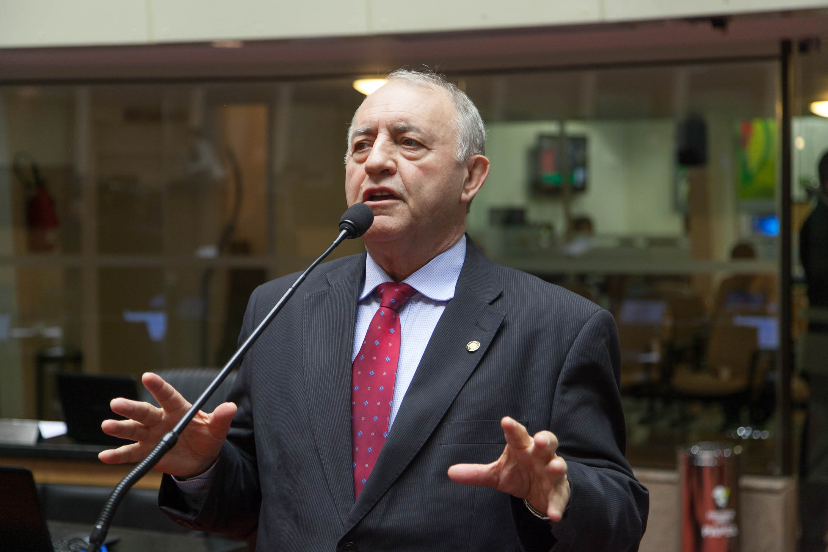 Deputado Natalino Lazare (PR) em Sessão Ordinária