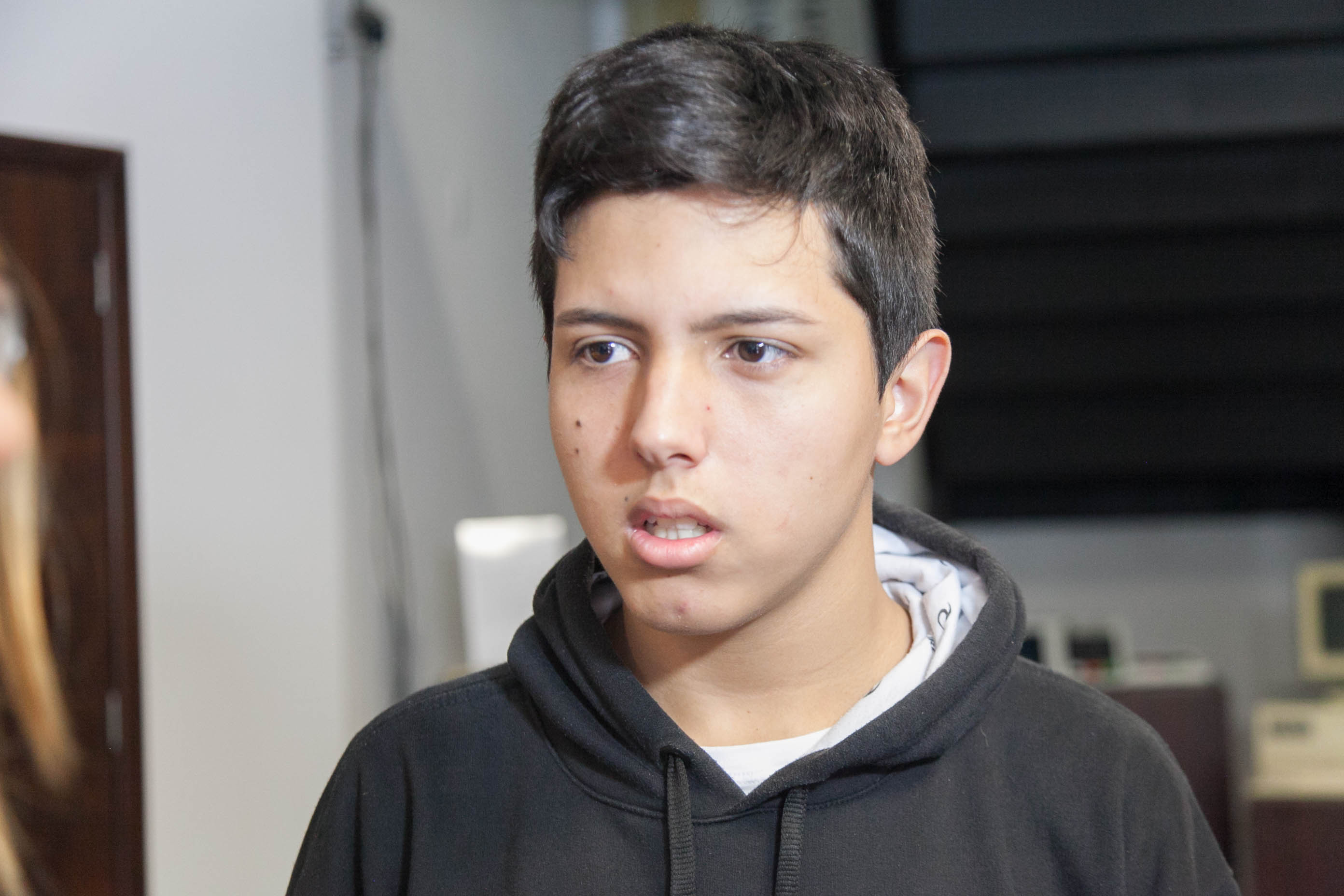 Mackyam Alisson dos Santos, aluno da Escola Henrique Stodieck em Visita de Estudantes ao TRE