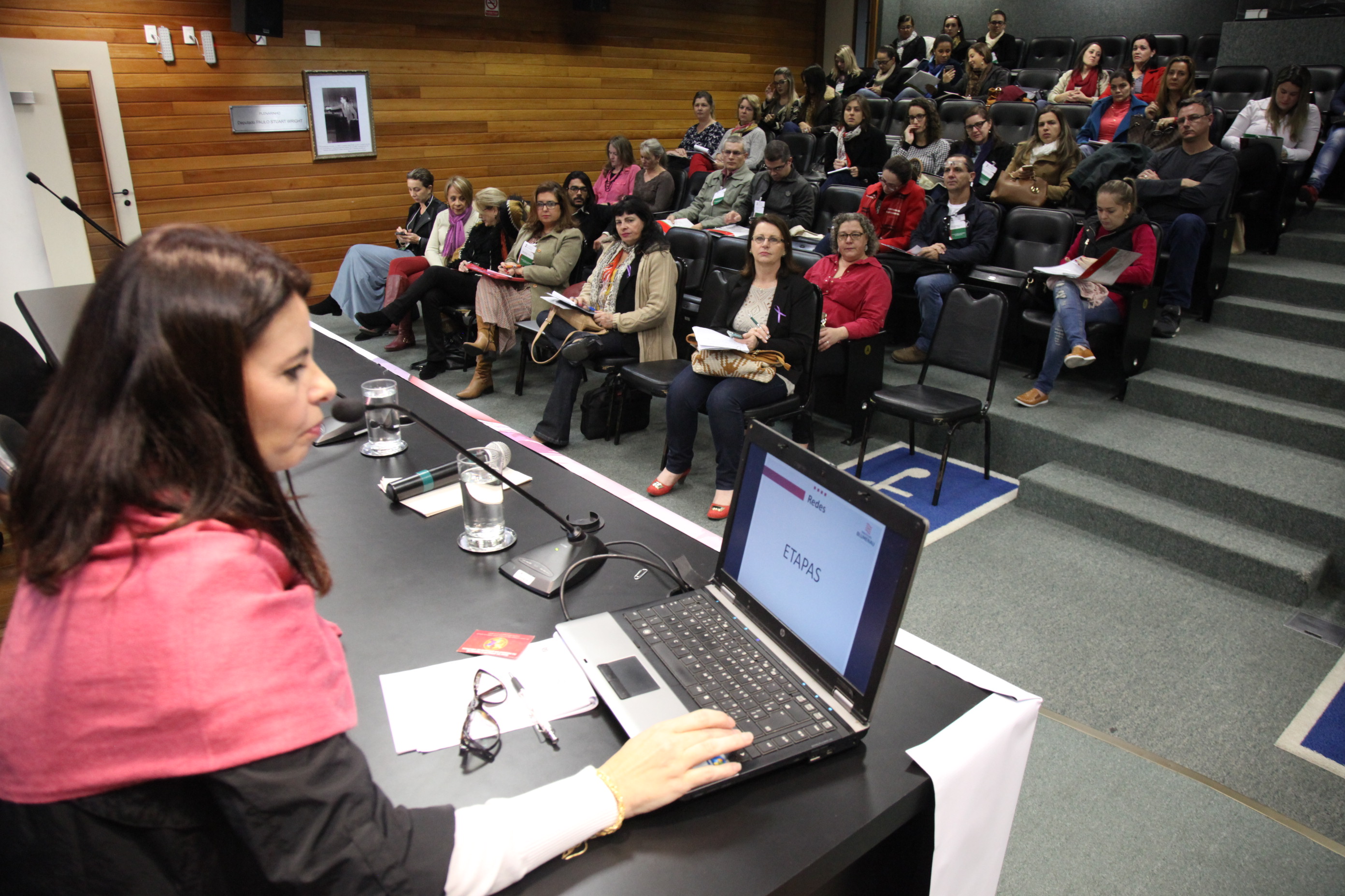 Escola do Legislativo Promove Oficinas de Capacitação.