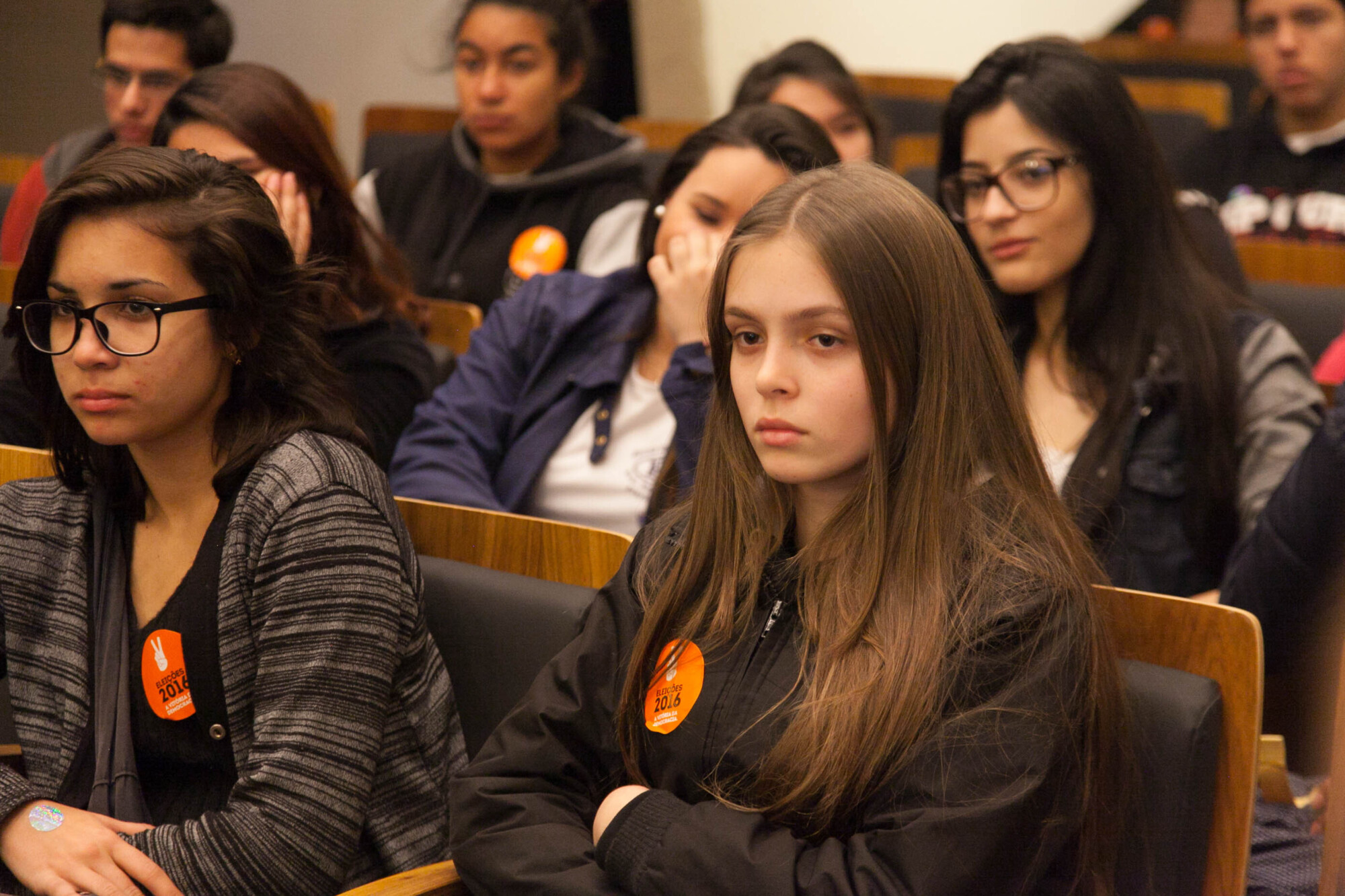Menos de um terço dos jovens entre 16 e 17 anos está apto a votar em SC